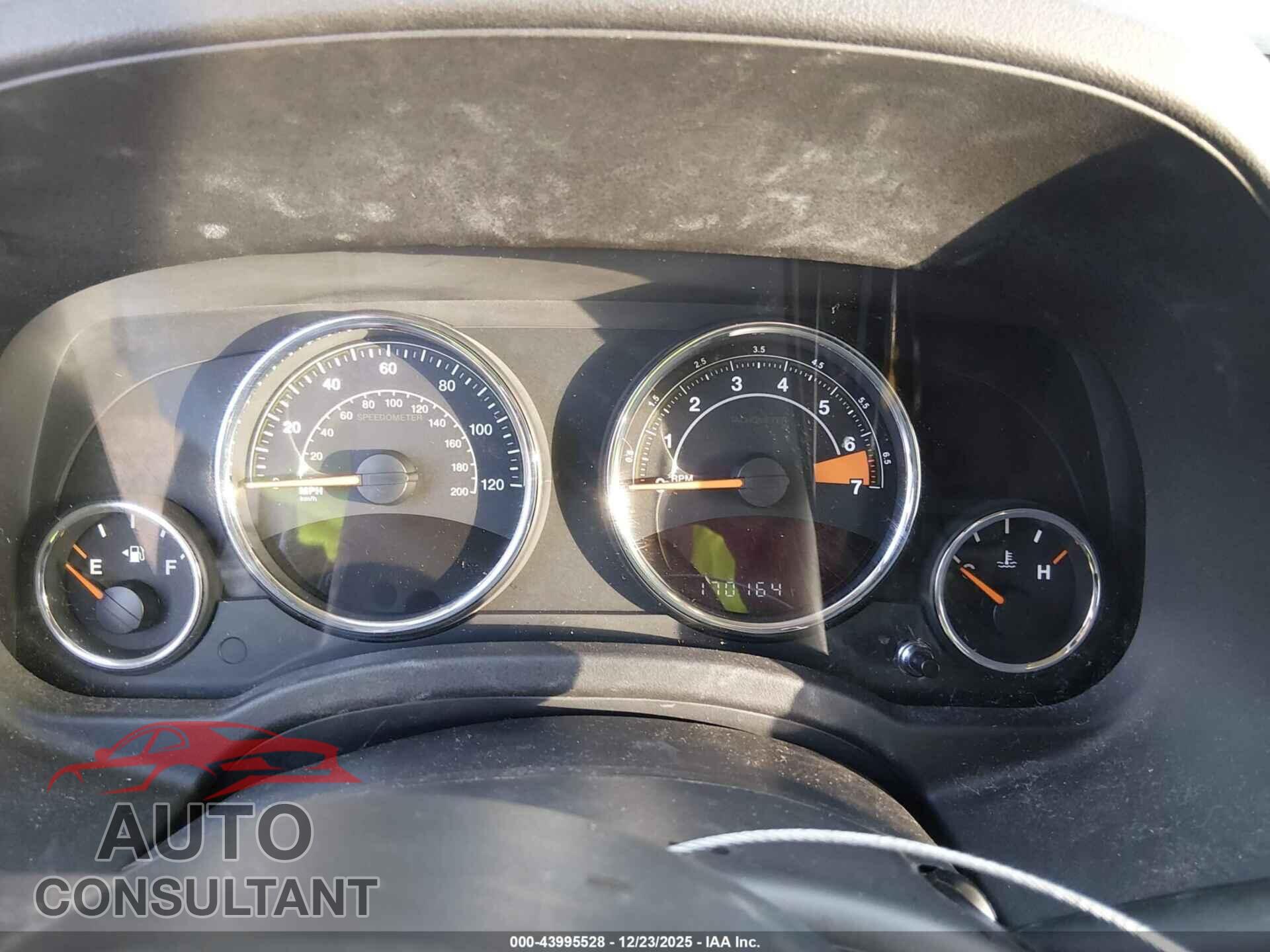 JEEP COMPASS 2017 - 1C4NJCEB3HD198401