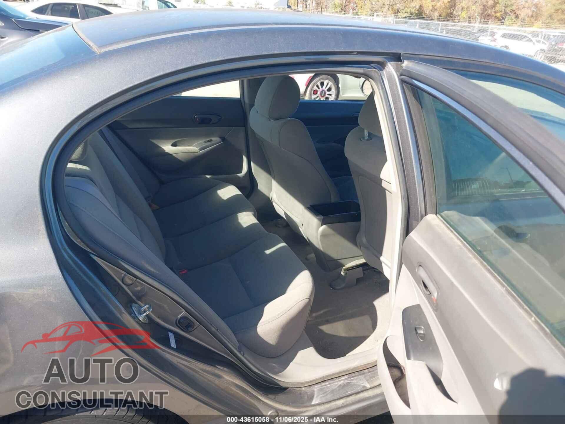 HONDA CIVIC 2010 - 19XFA1E39AE028680