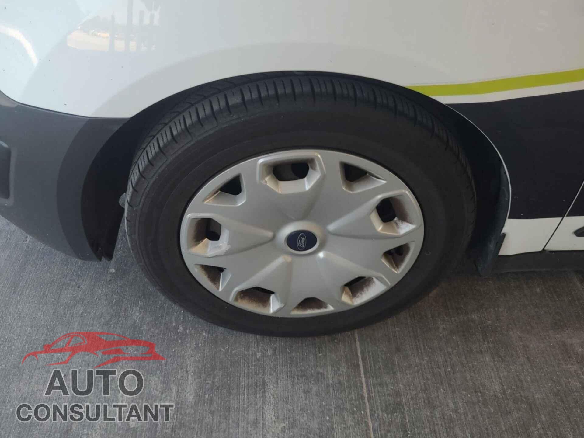 FORD TRANSIT CONNECT 2017 - NM0LS7E76H1293802