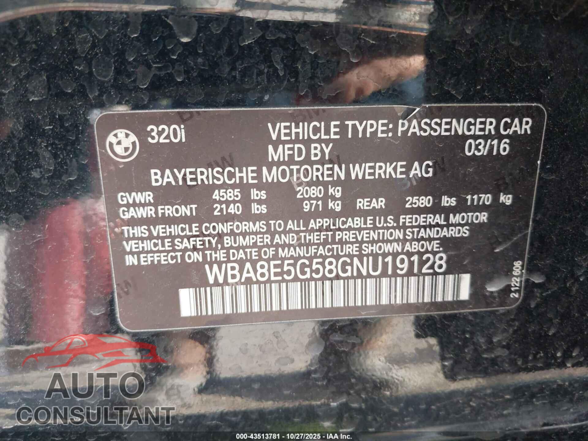 BMW 320I 2016 - WBA8E5G58GNU19128