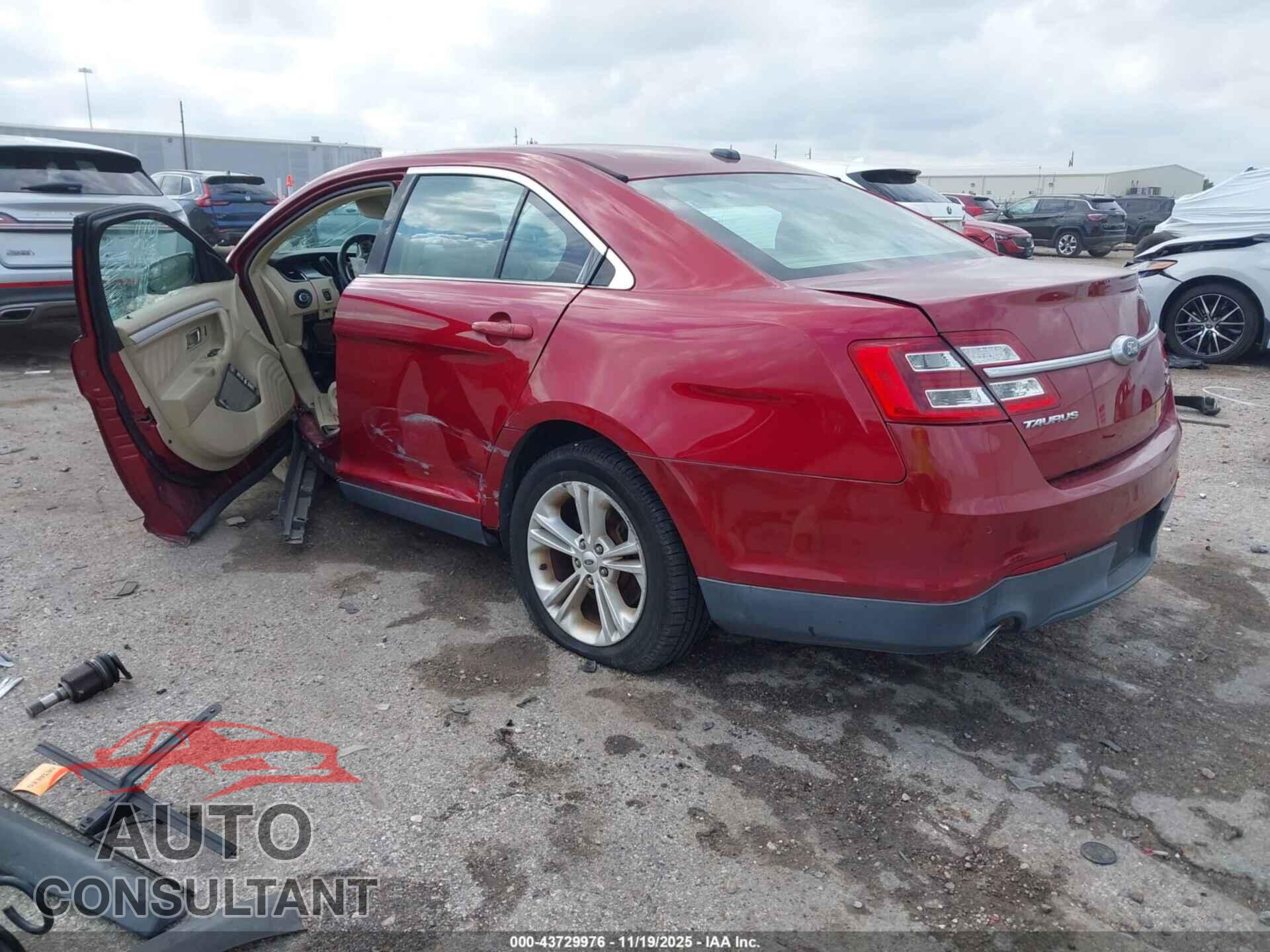 FORD TAURUS 2017 - 1FAHP2E8XHG117022