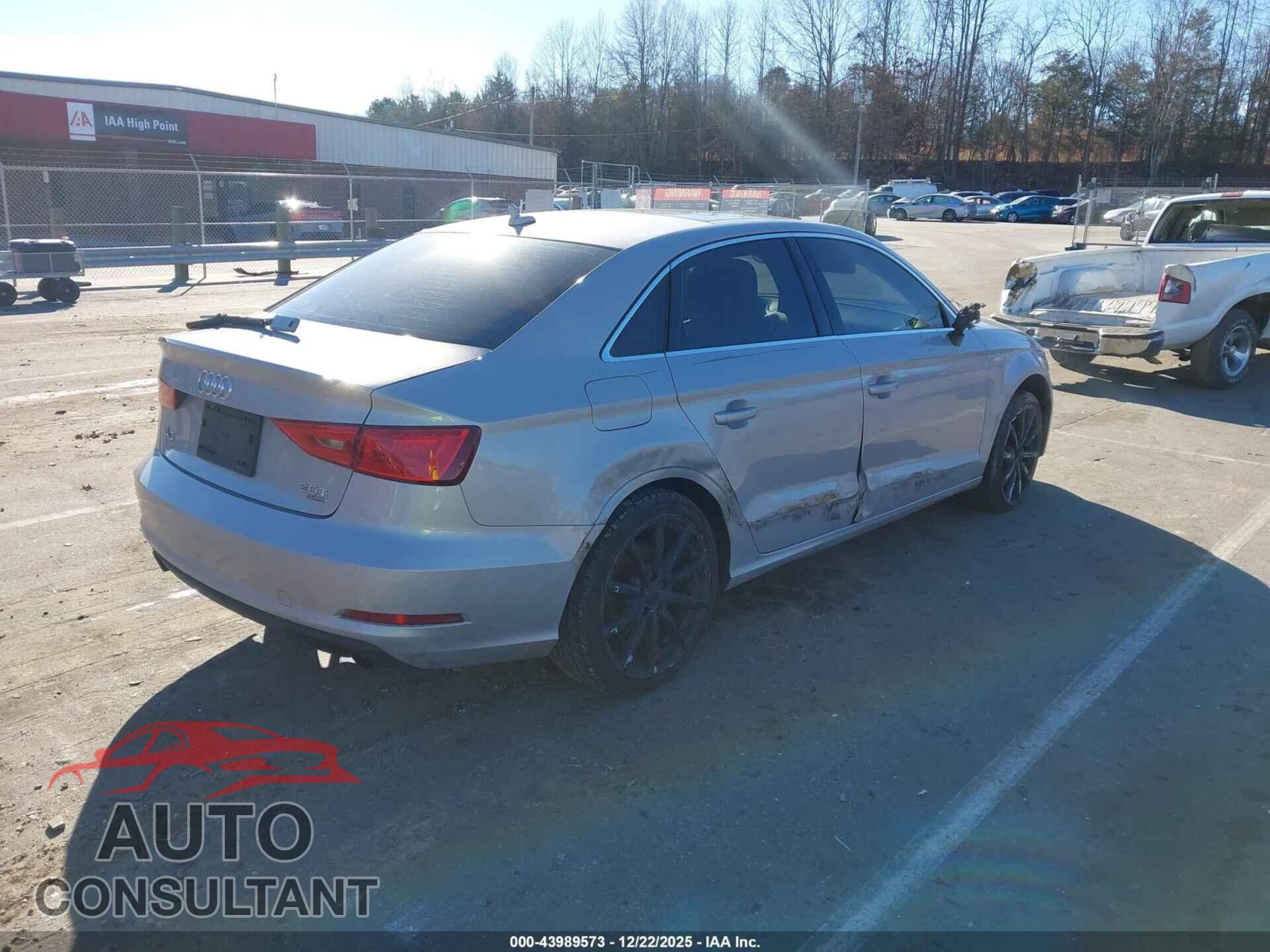 AUDI A3 2015 - WAUEFGFF7F1019380