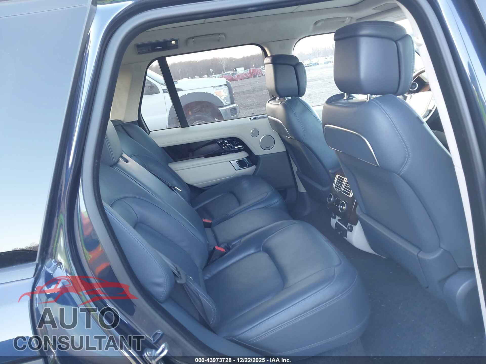 LAND ROVER RANGE ROVER 2018 - SALGV2REXJA508359