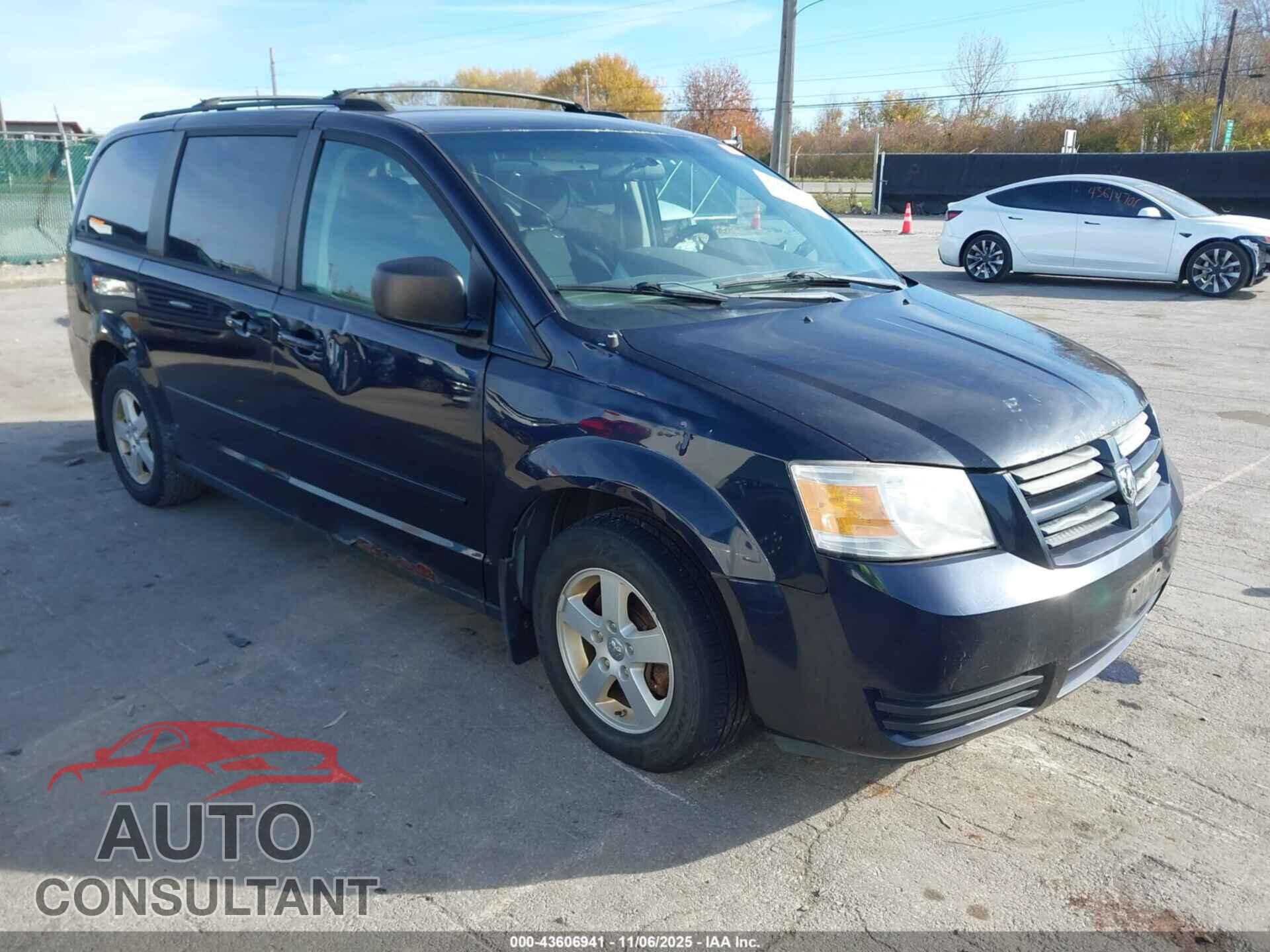 DODGE GRAND CARAVAN 2010 - 2D4RN4DE8AR145593