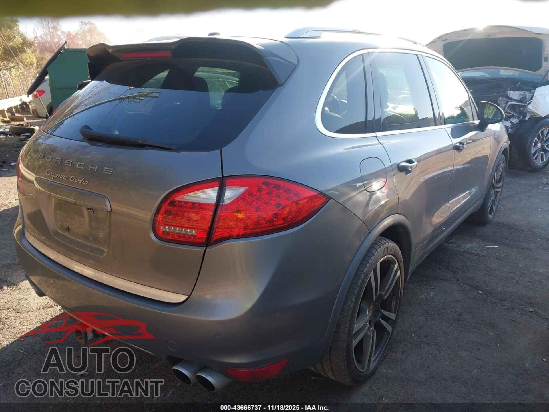 PORSCHE CAYENNE 2012 - WP1AC2A29CLA81170