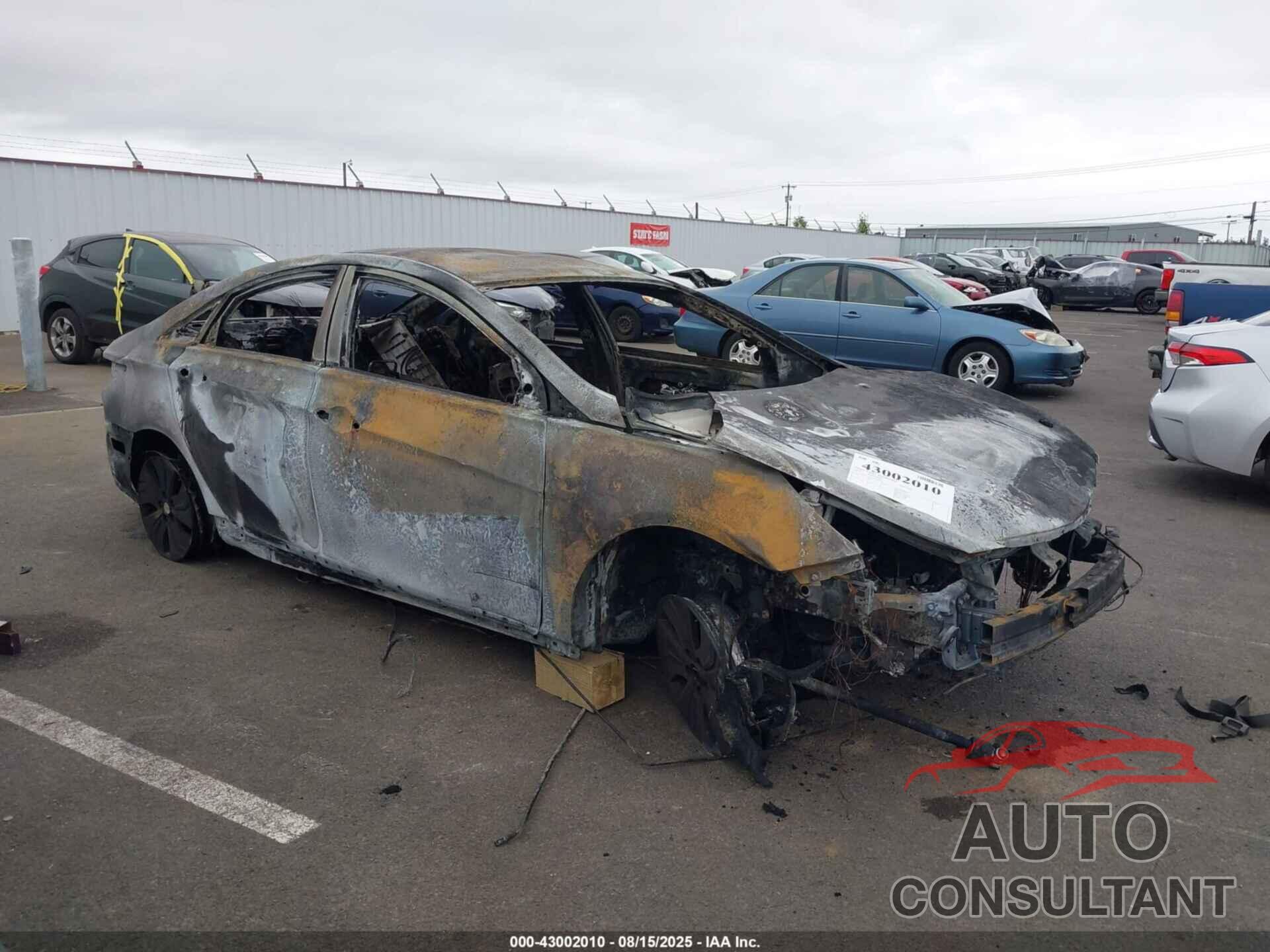 HYUNDAI SONATA HYBRID 2014 - KMHEC4A4XEA108631