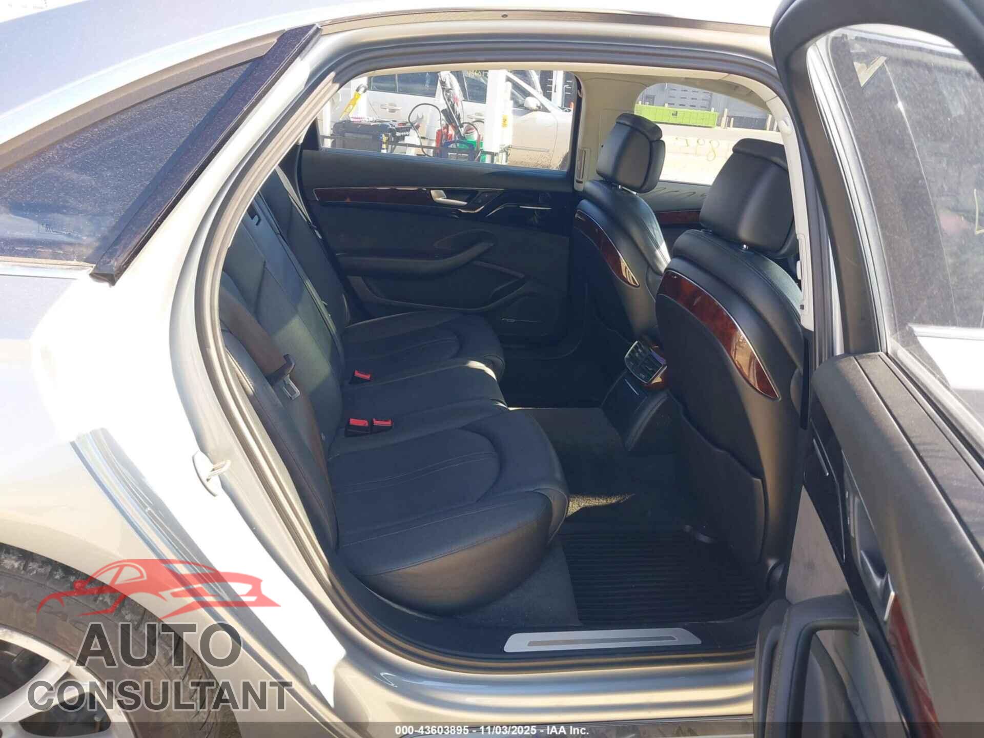 AUDI A8 L 2012 - WAURVAFD8CN028691