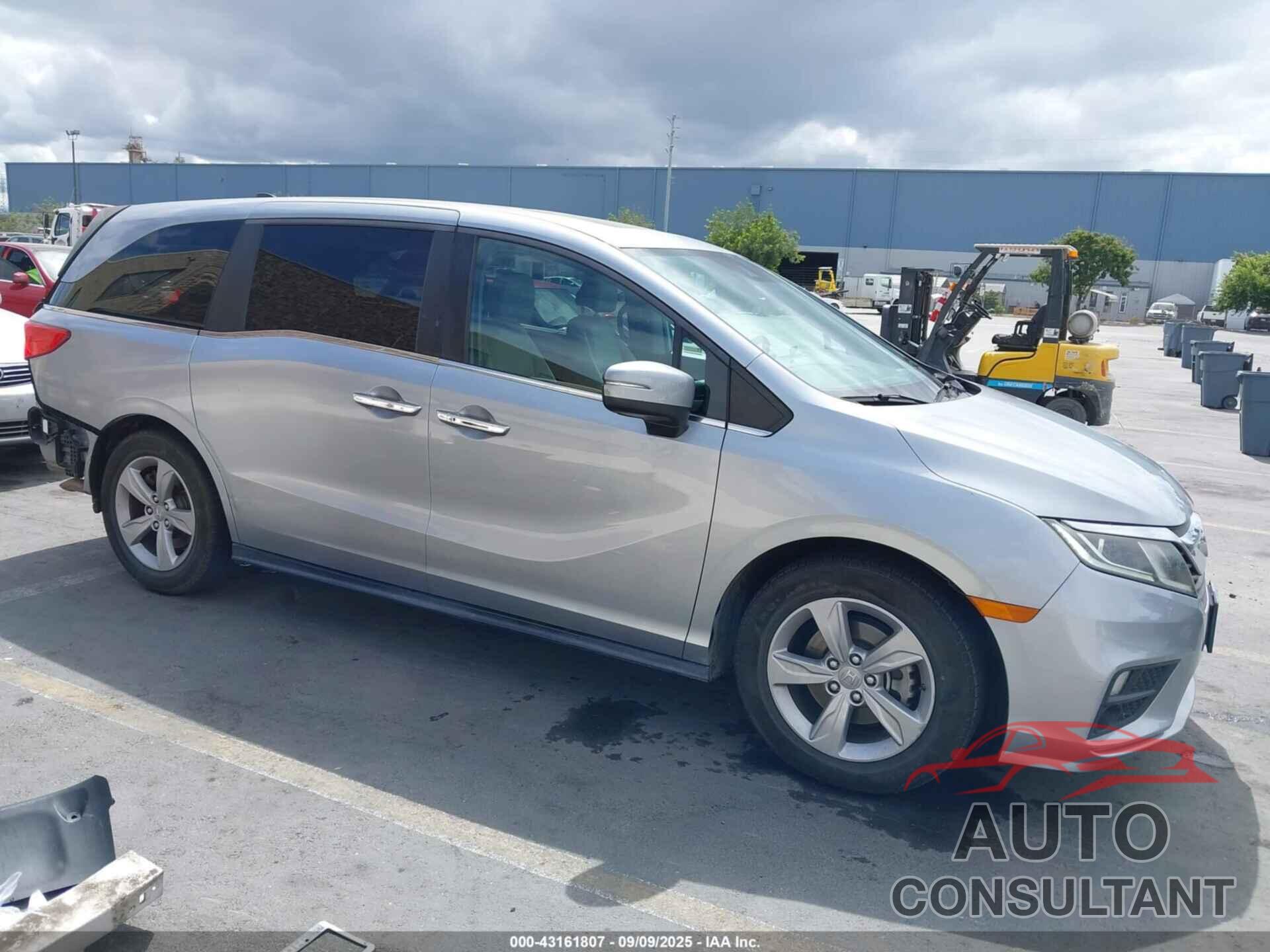 HONDA ODYSSEY 2019 - 5FNRL6H72KB085320