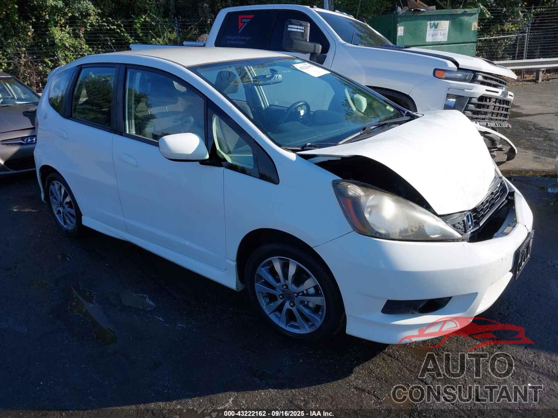 HONDA FIT 2013 - JHMGE8H56DC030332