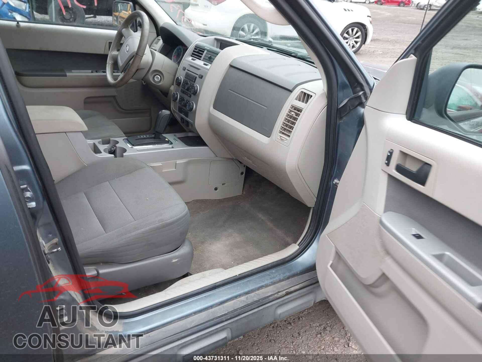 FORD ESCAPE 2010 - 1FMCU9DG5AKA87019