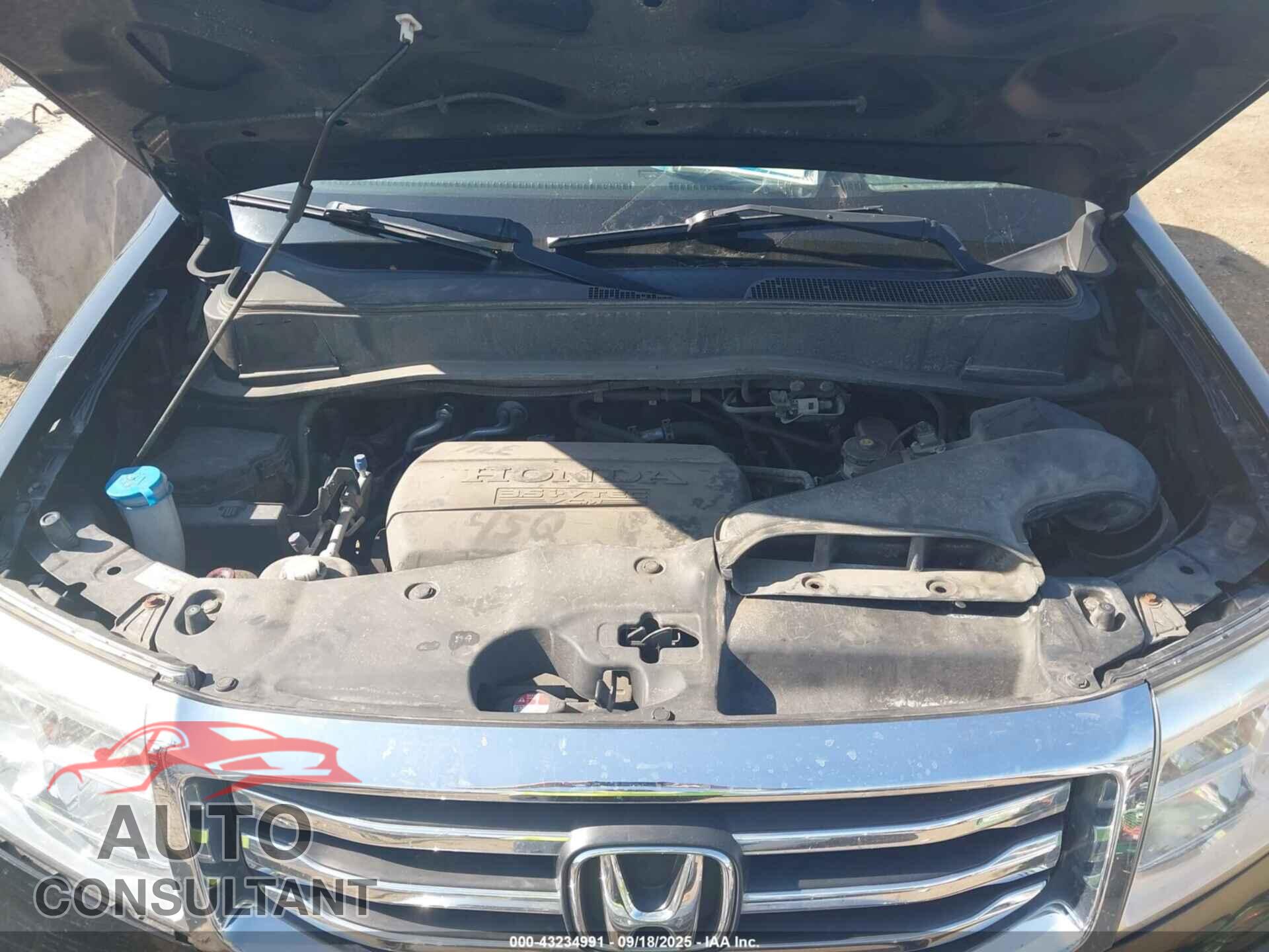 HONDA PILOT 2015 - 5FNYF4H44FB078579