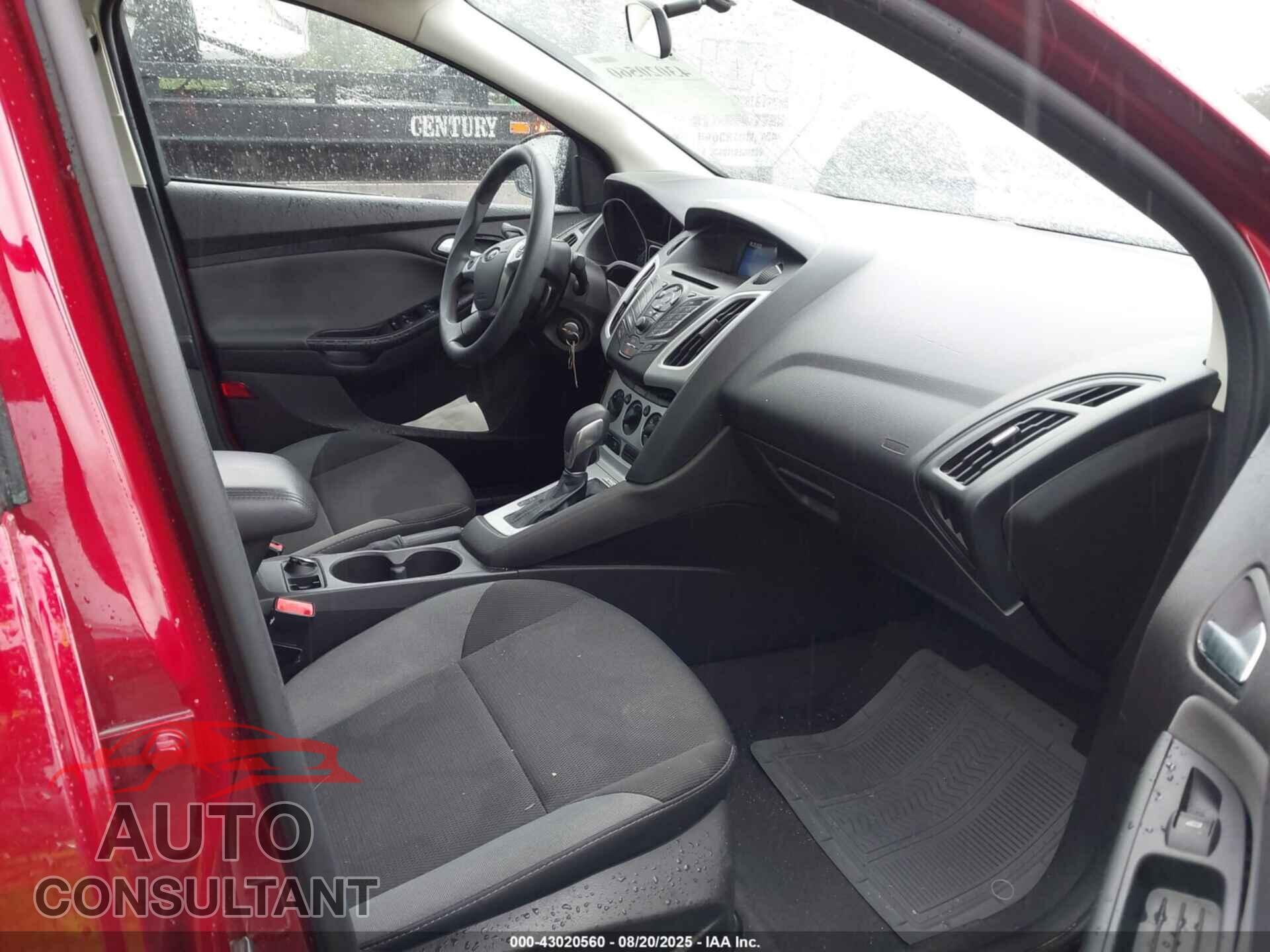 FORD FOCUS 2013 - 1FADP3F29DL293866