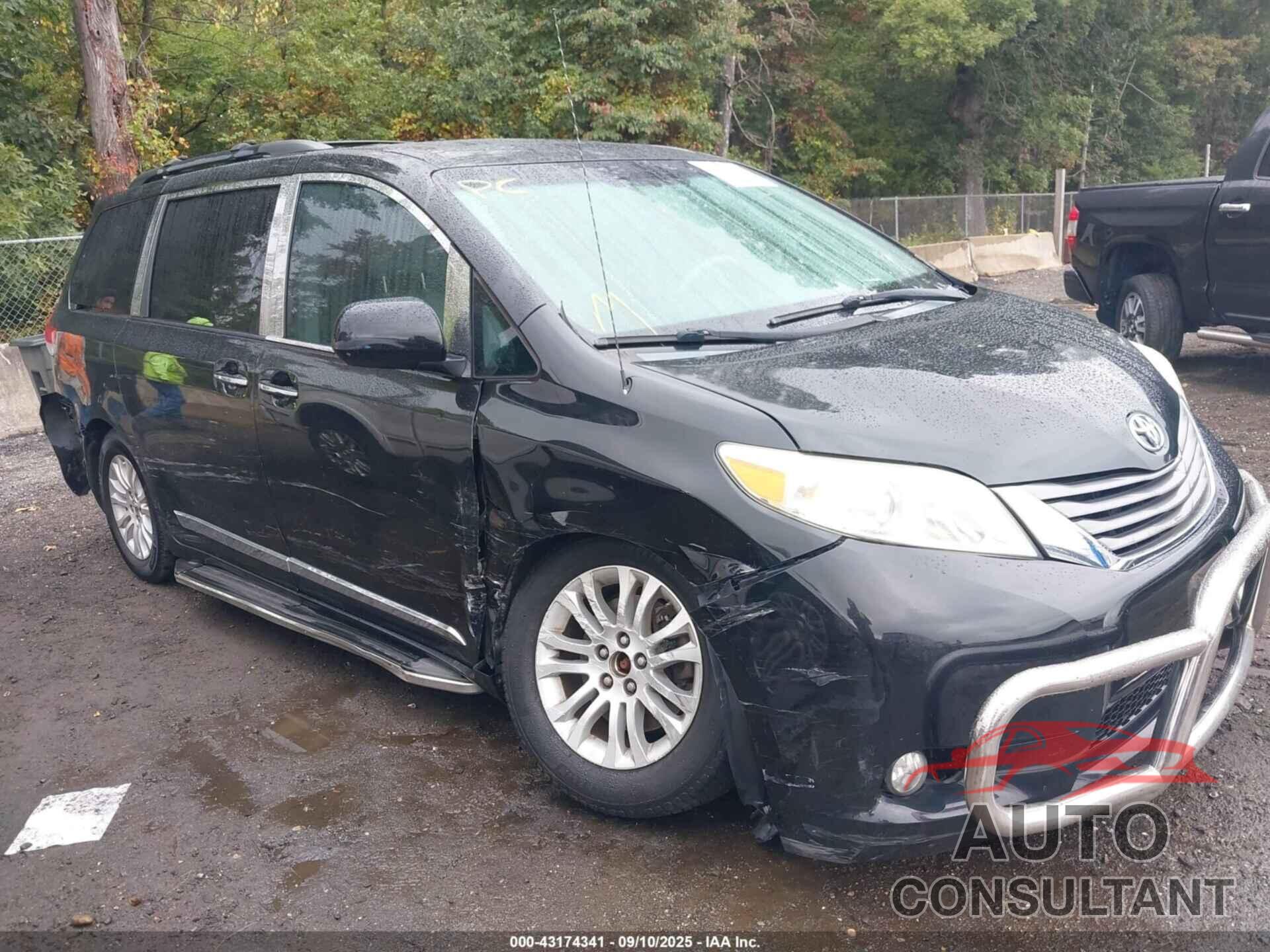 TOYOTA SIENNA 2014 - 5TDYK3DC8ES469750
