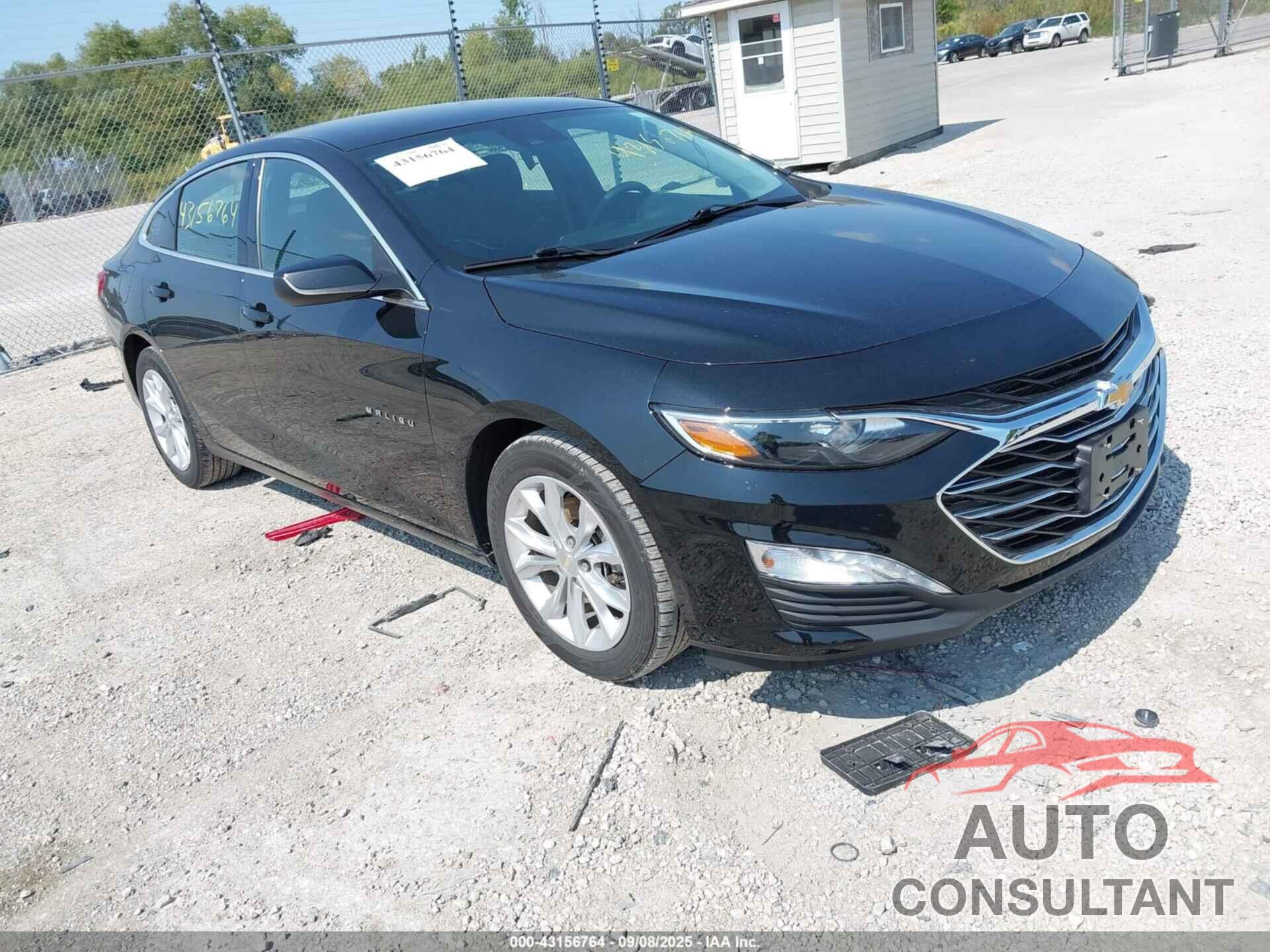 CHEVROLET MALIBU 2022 - 1G1ZD5ST1NF110133