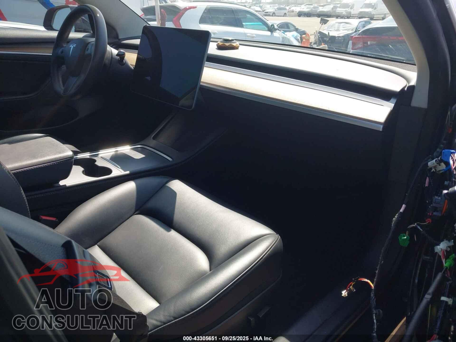 TESLA MODEL 3 2022 - 5YJ3E1EA2NF373541