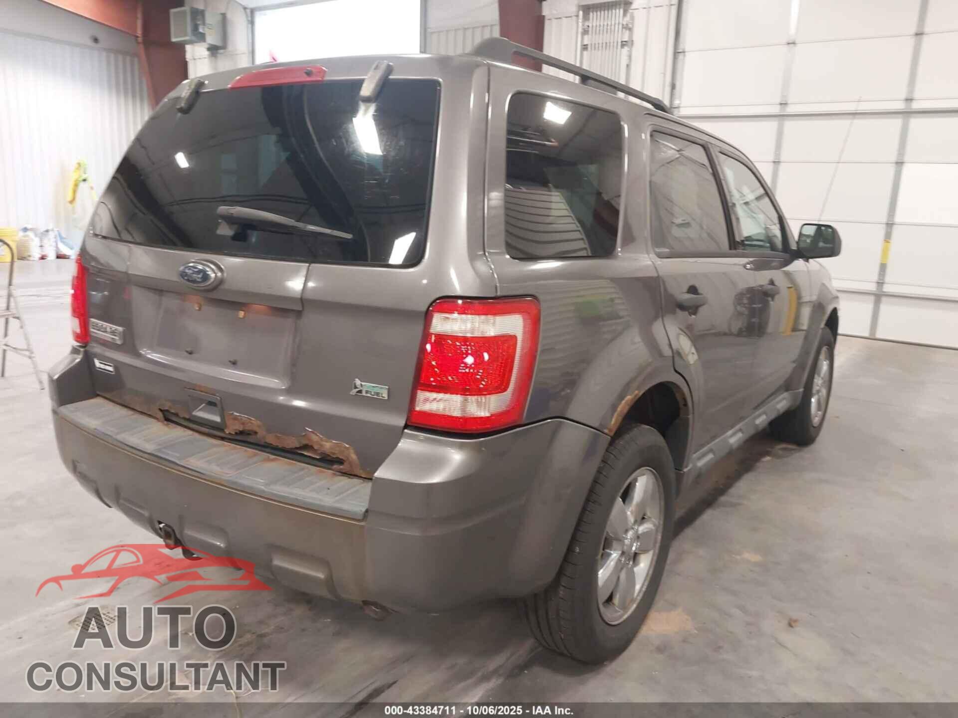 FORD ESCAPE 2010 - 1FMCU9DG0AKB54030