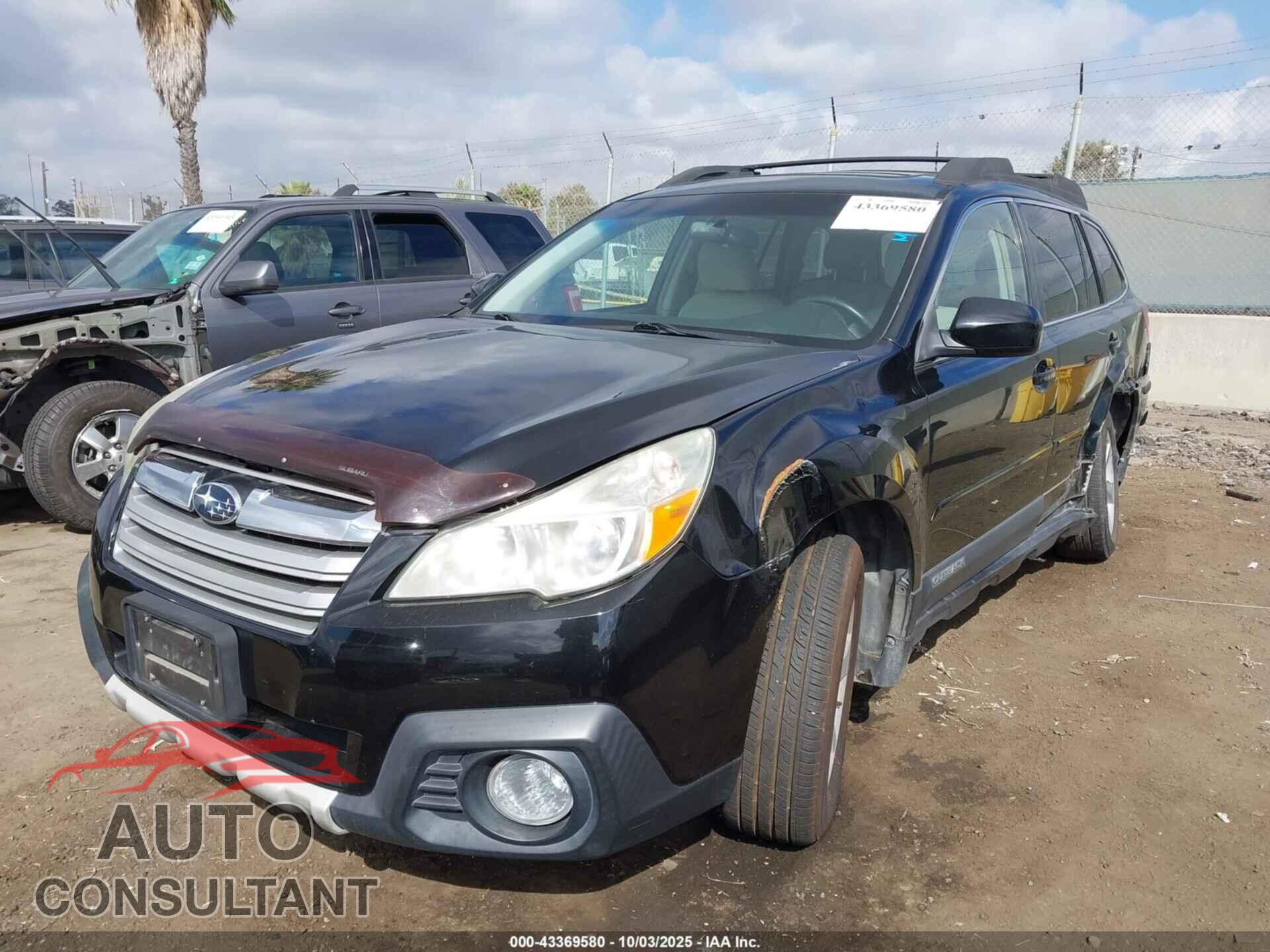 SUBARU OUTBACK 2013 - 4S4BRBCC2D1239772