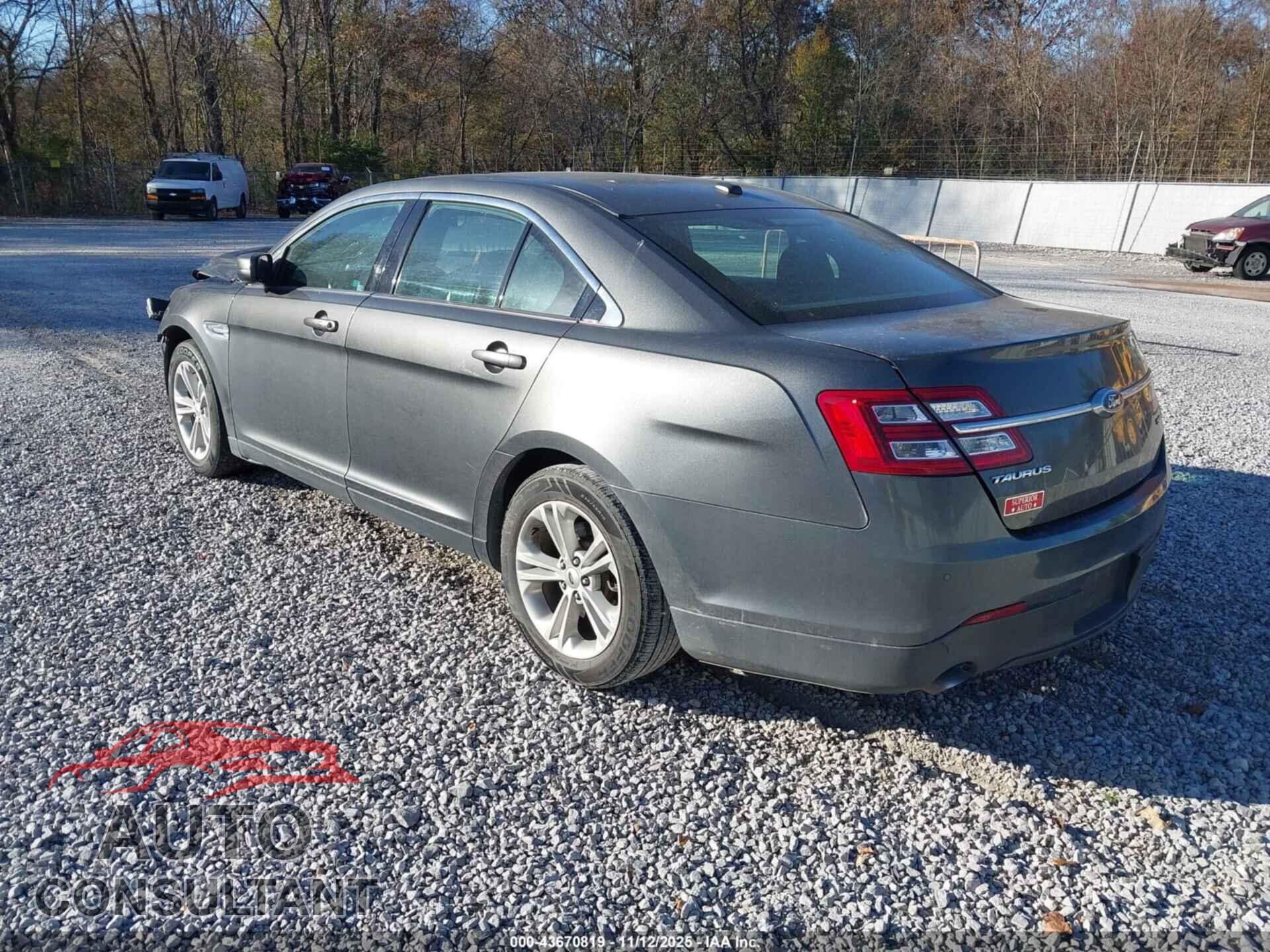 FORD TAURUS 2016 - 1FAHP2E89GG112862