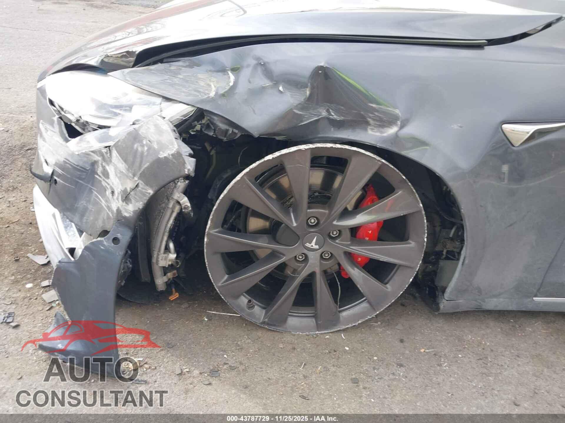 TESLA MODEL S 2020 - 5YJSA1E47LF358287