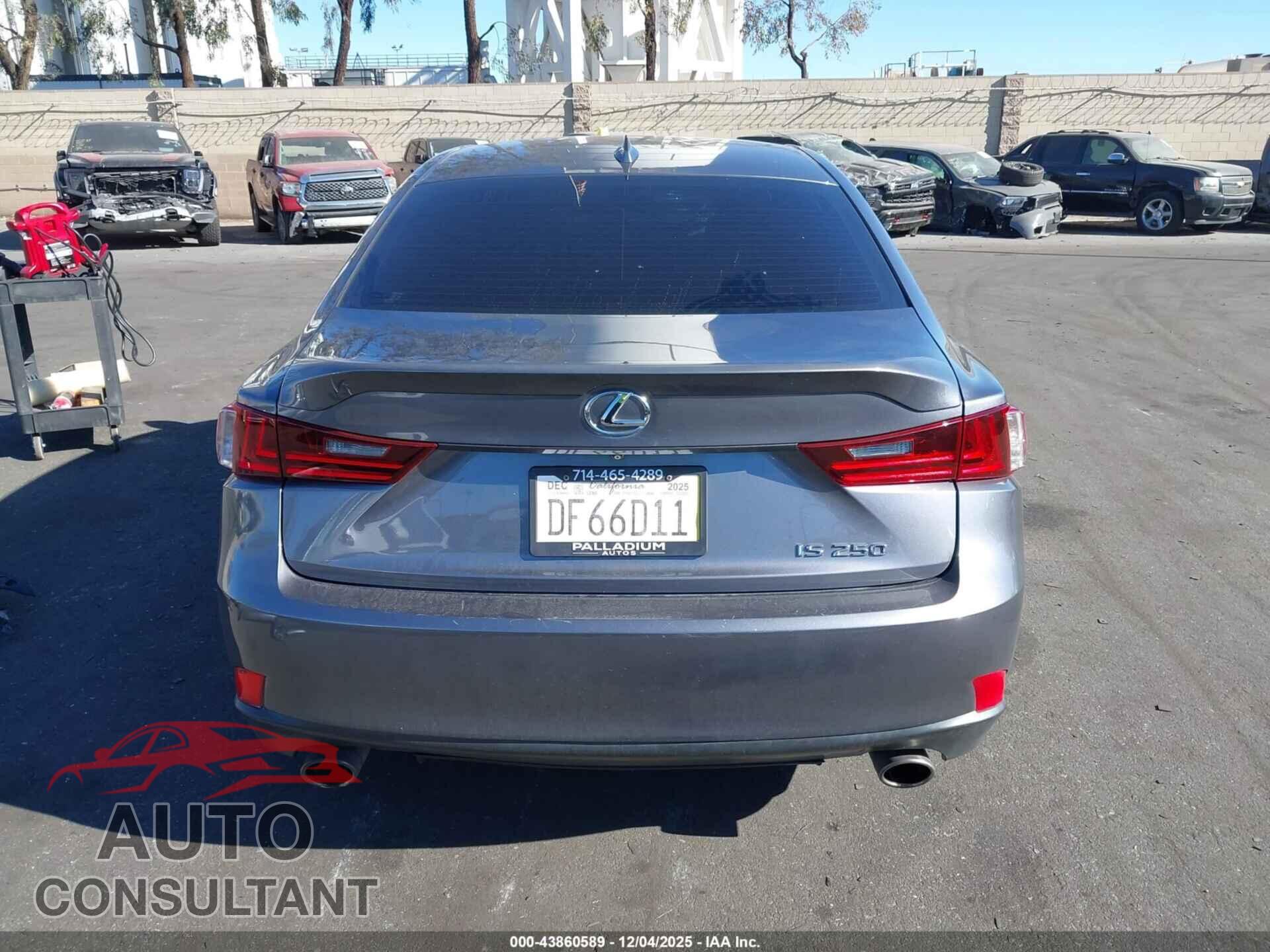LEXUS IS 250 2015 - JTHBF1D24F5060642