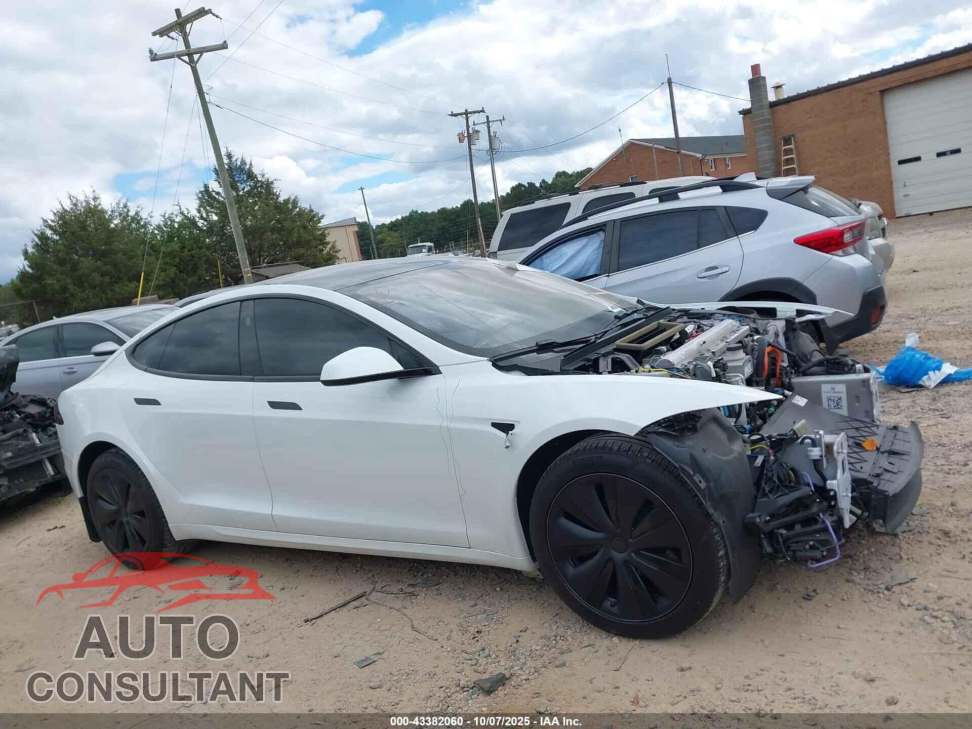 TESLA MODEL S 2022 - 5YJSA1E52NF478638