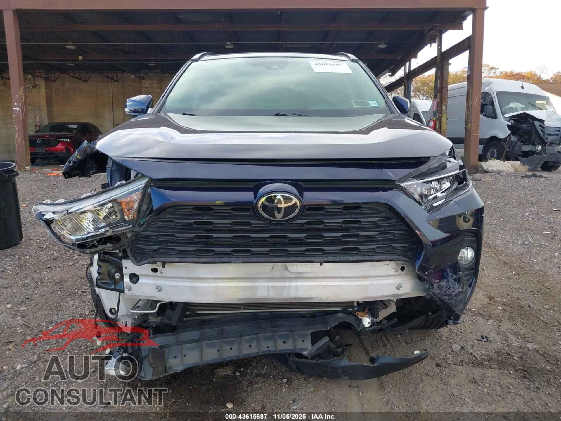 TOYOTA RAV4 2019 - JTMP1RFVXKD047602