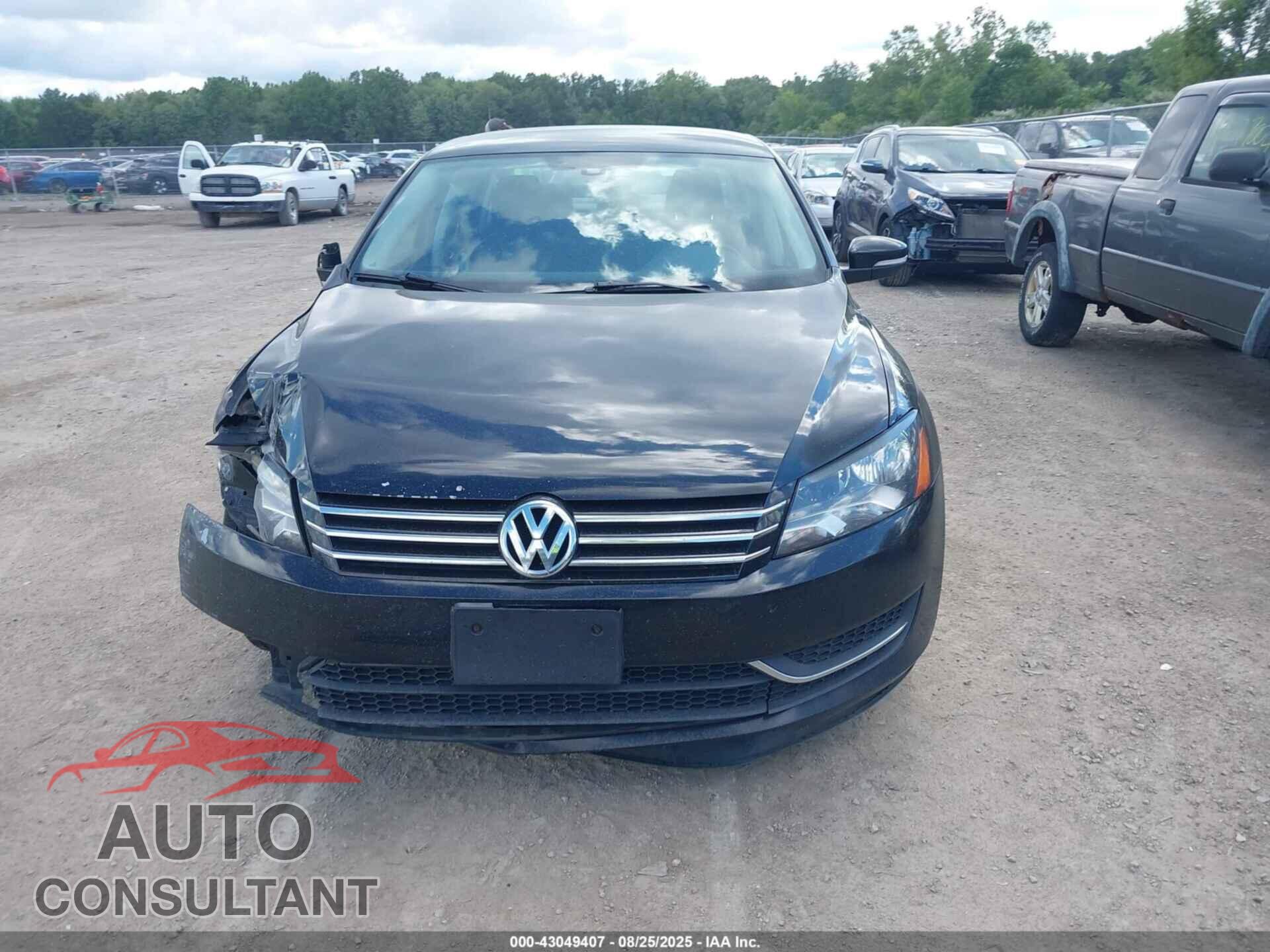 VOLKSWAGEN PASSAT 2015 - 1VWAT7A33FC014802
