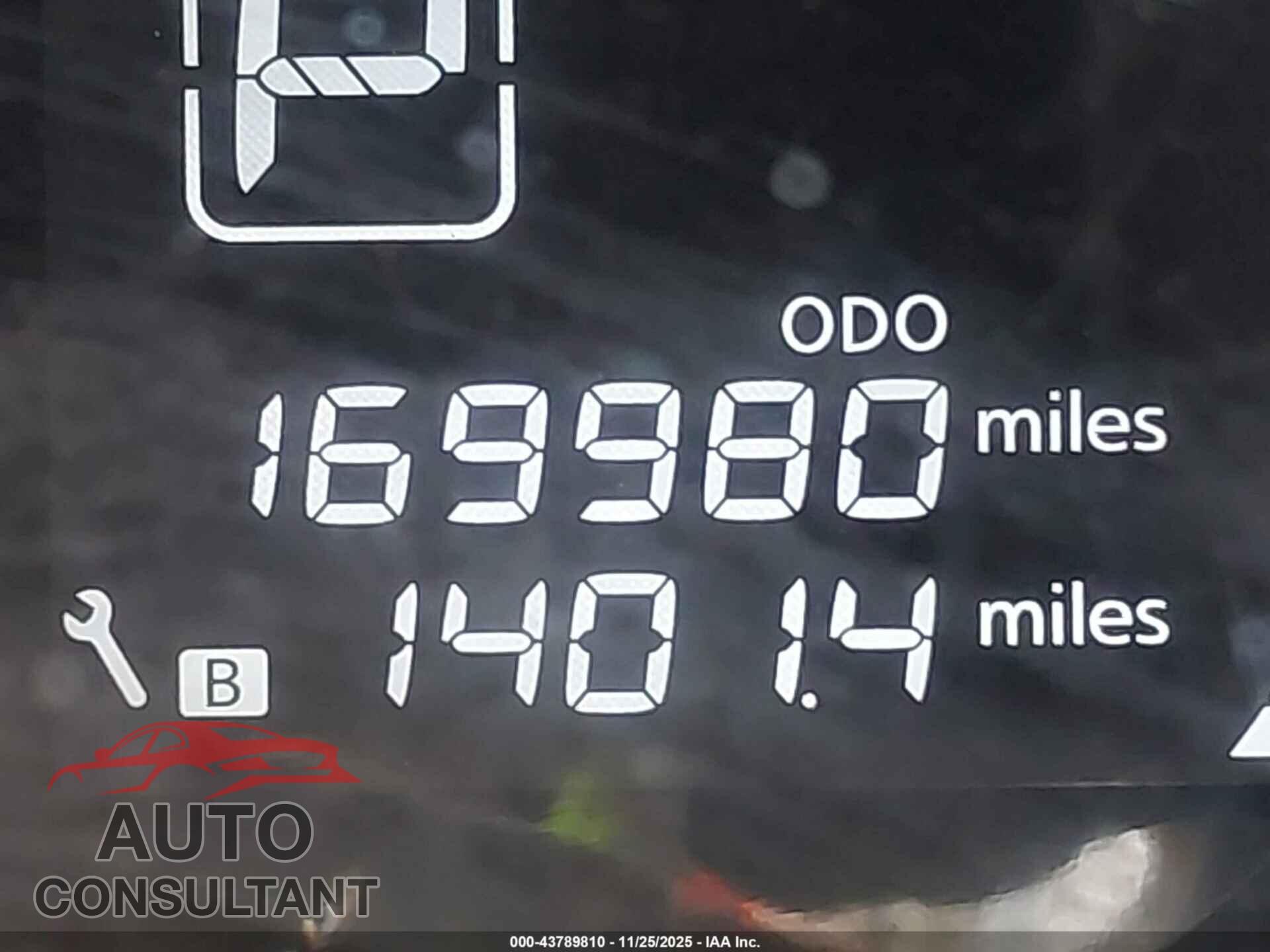 NISSAN VERSA NOTE 2017 - 3N1CE2CP2HL375294