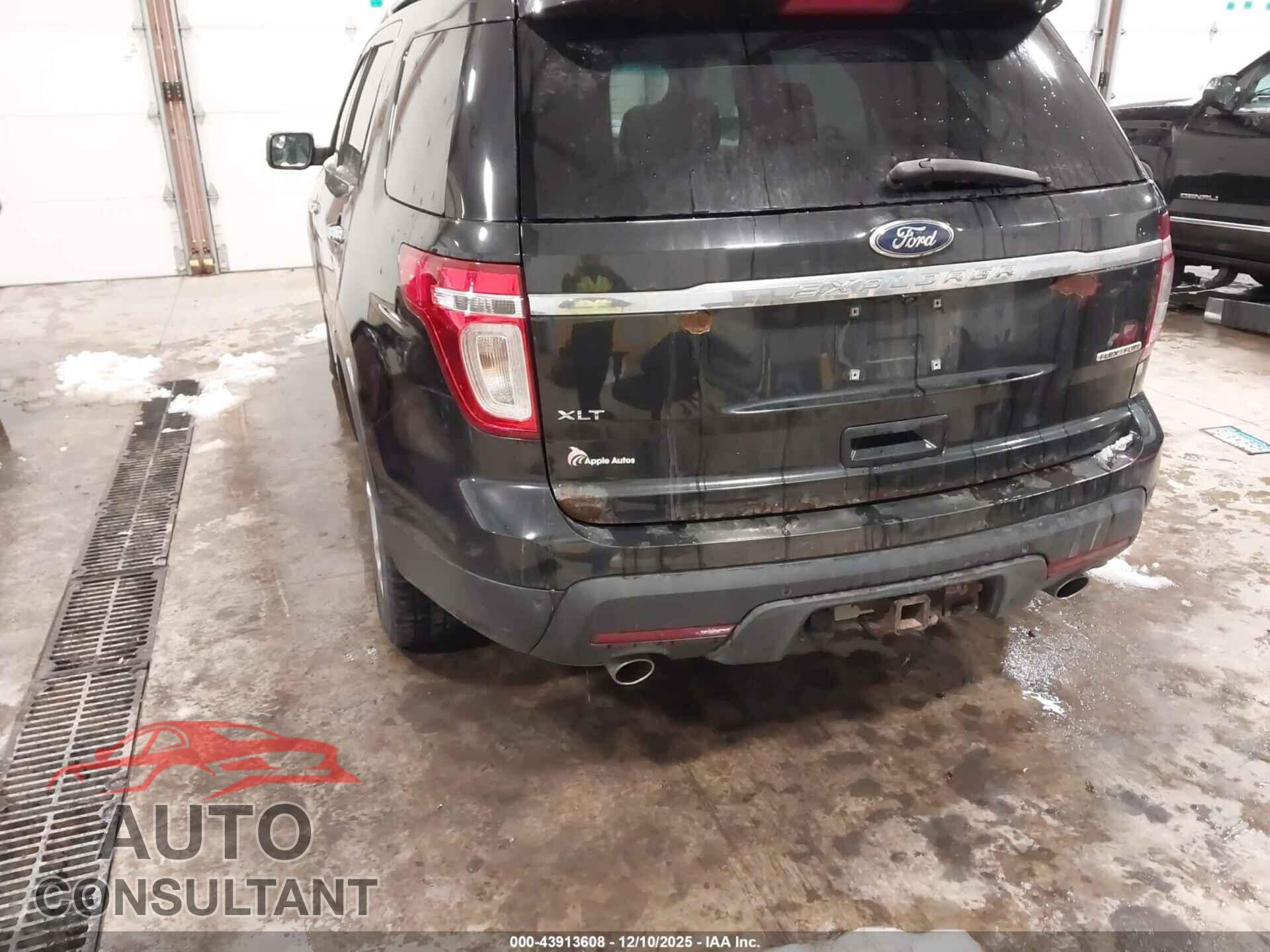 FORD EXPLORER 2013 - 1FM5K7D87DGA54557