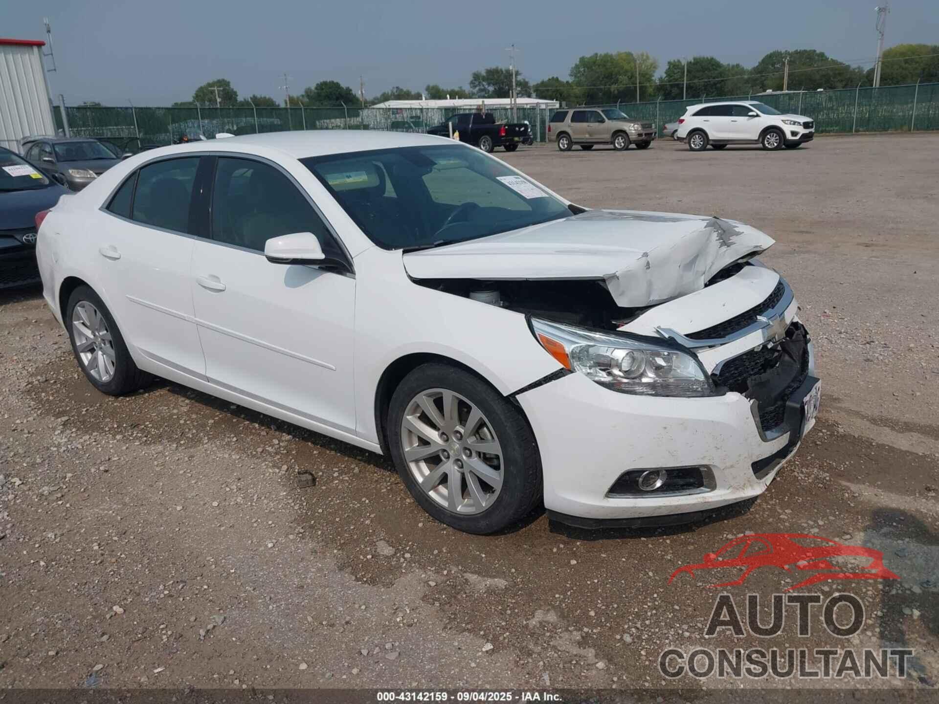CHEVROLET MALIBU 2015 - 1G11D5SL2FF324188
