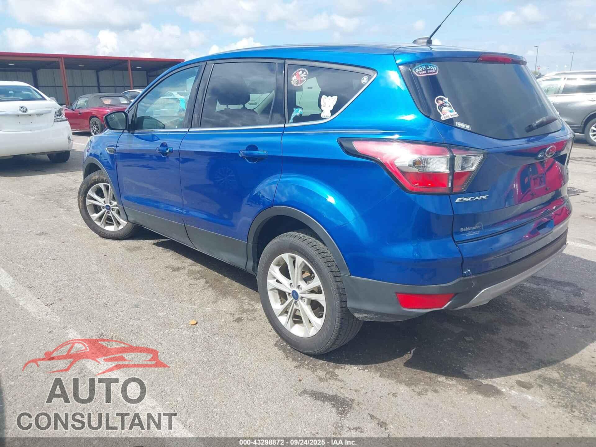 FORD ESCAPE 2017 - 1FMCU0GD4HUE94955