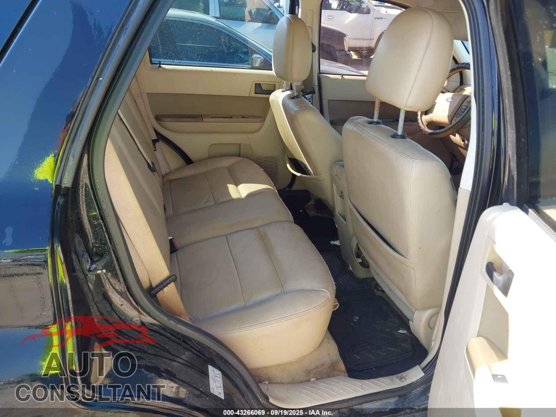 FORD ESCAPE 2010 - 1FMCU0DGXAKD39648