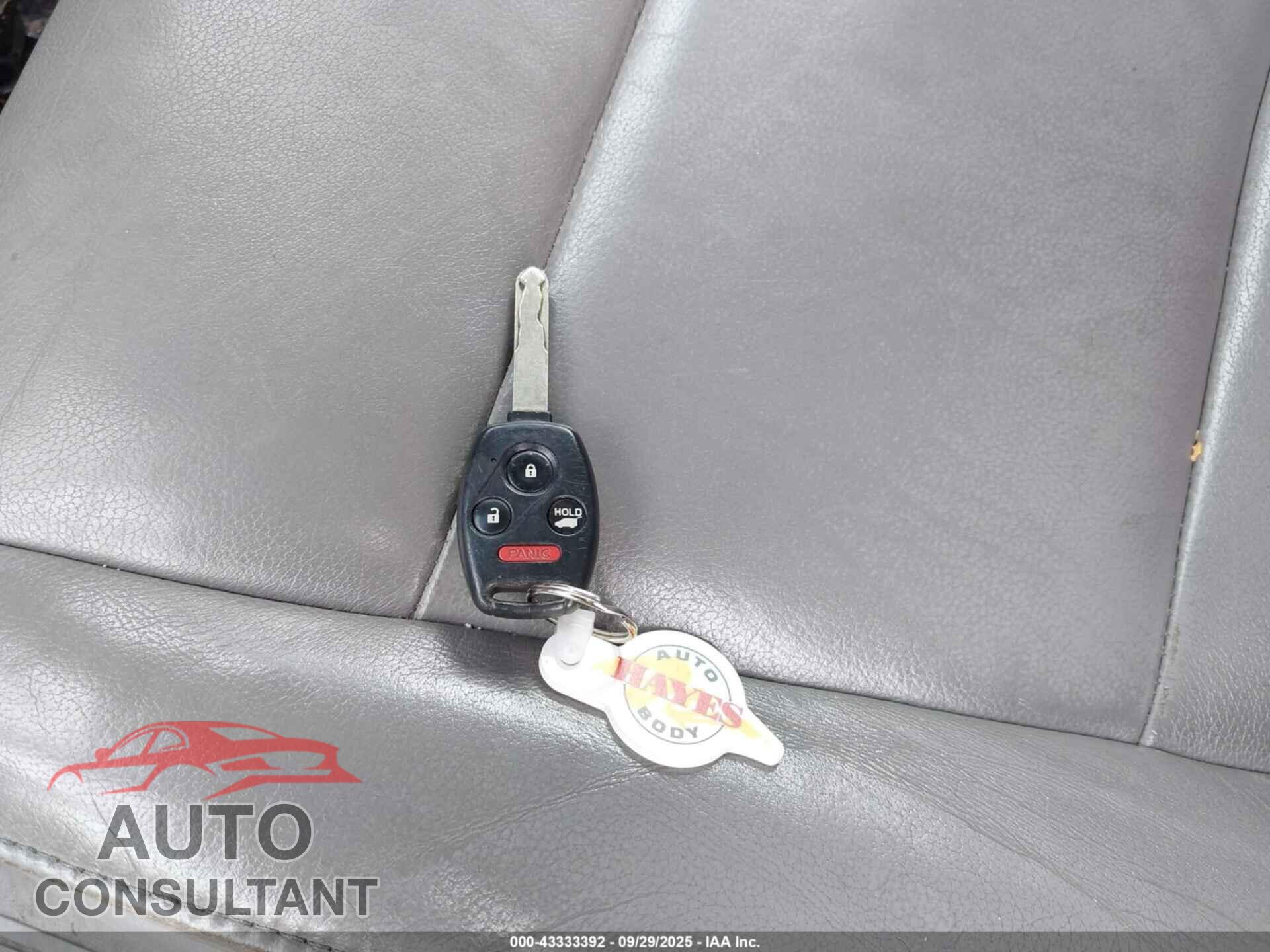 HONDA PILOT 2013 - 5FNYF4H55DB056810