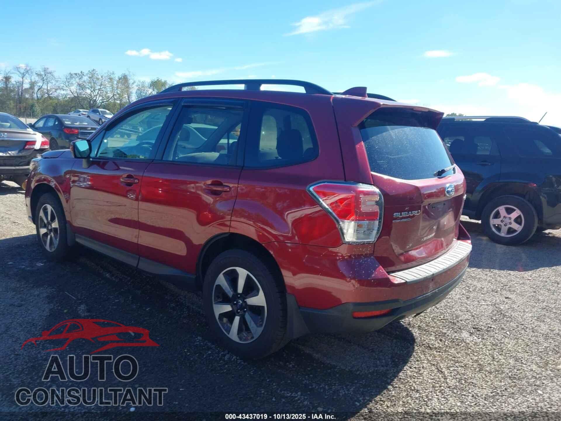 SUBARU FORESTER 2018 - JF2SJAEC9JH608084