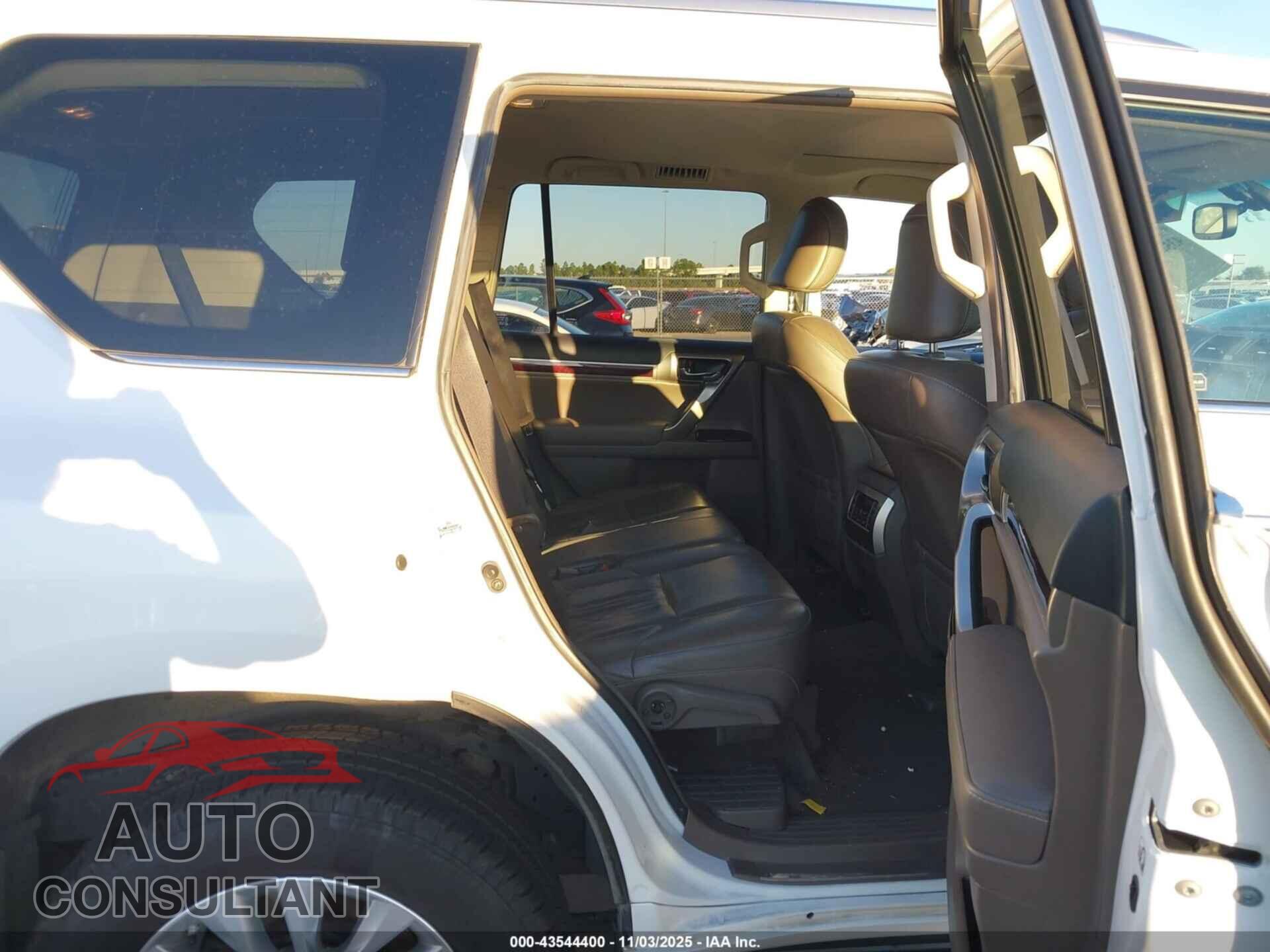 LEXUS GX 460 2014 - JTJBM7FX2E5081911