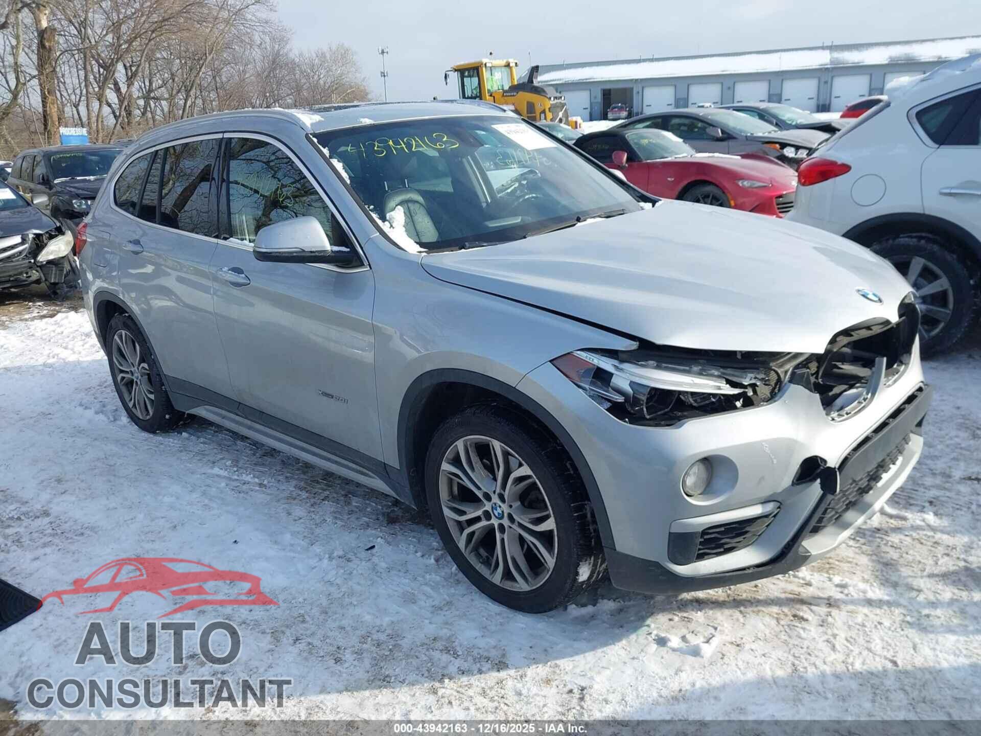 BMW X1 2016 - WBXHT3C35GP885821