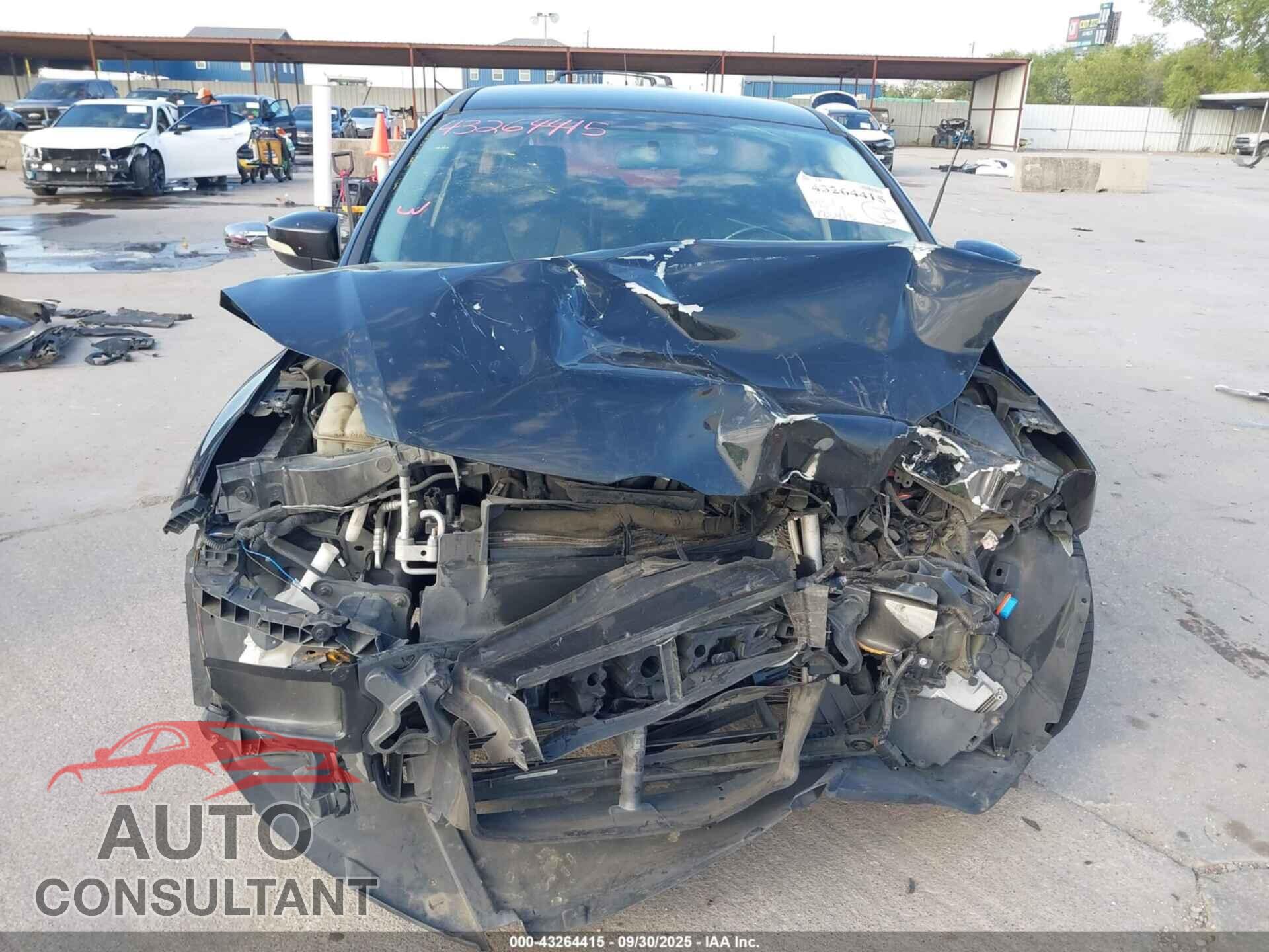 FORD FOCUS 2014 - 1FADP3K2XEL320886