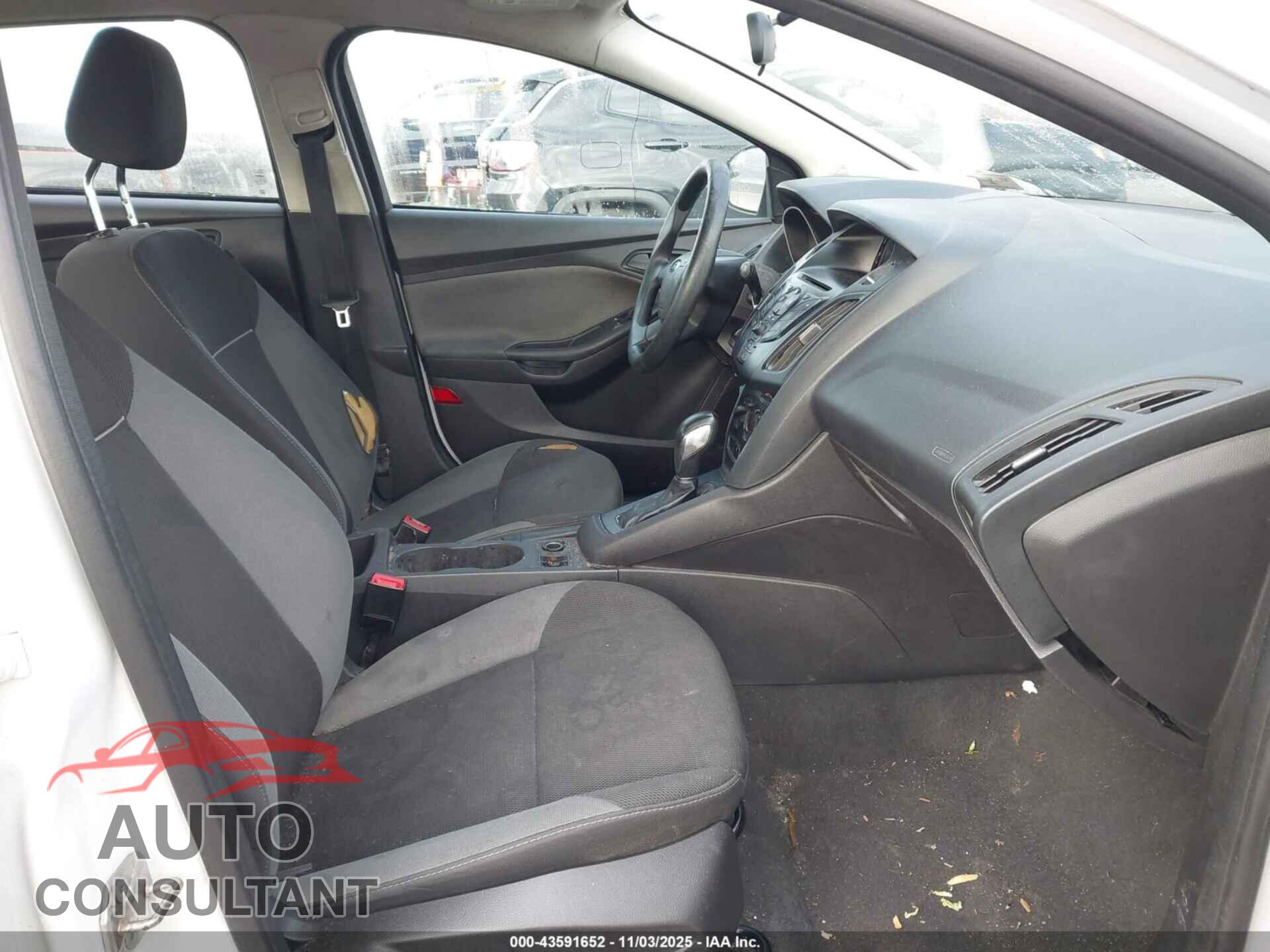 FORD FOCUS 2014 - 1FADP3E22EL393164