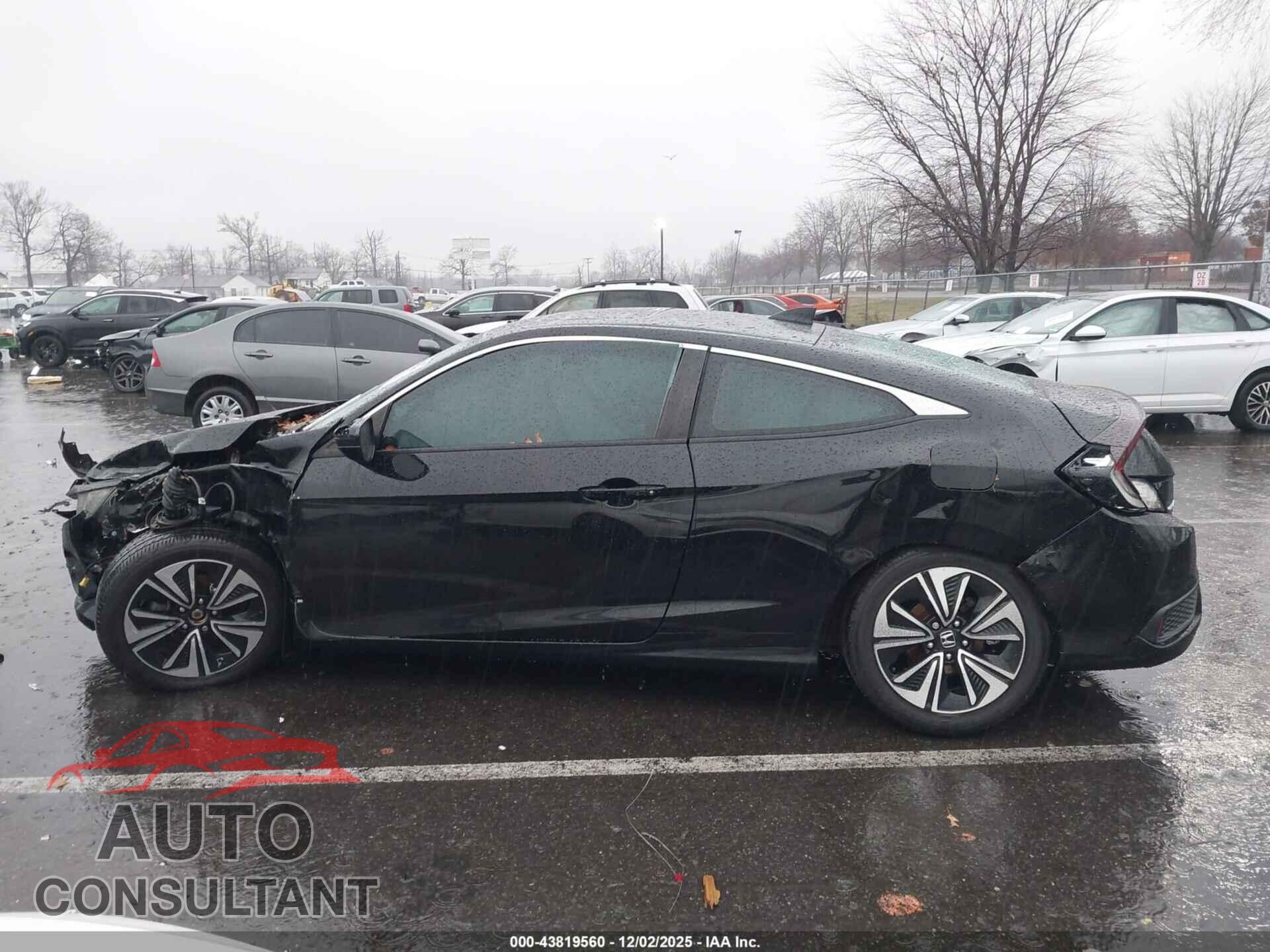 HONDA CIVIC 2017 - 2HGFC3A32HH352050