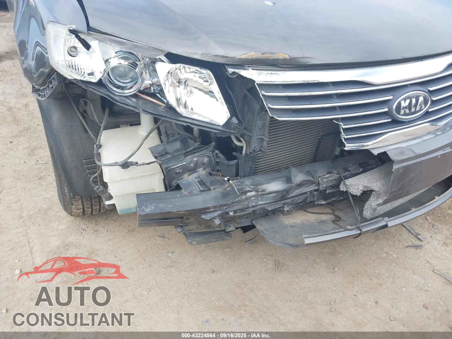 KIA OPTIMA 2010 - KNAGG4A85A5414737