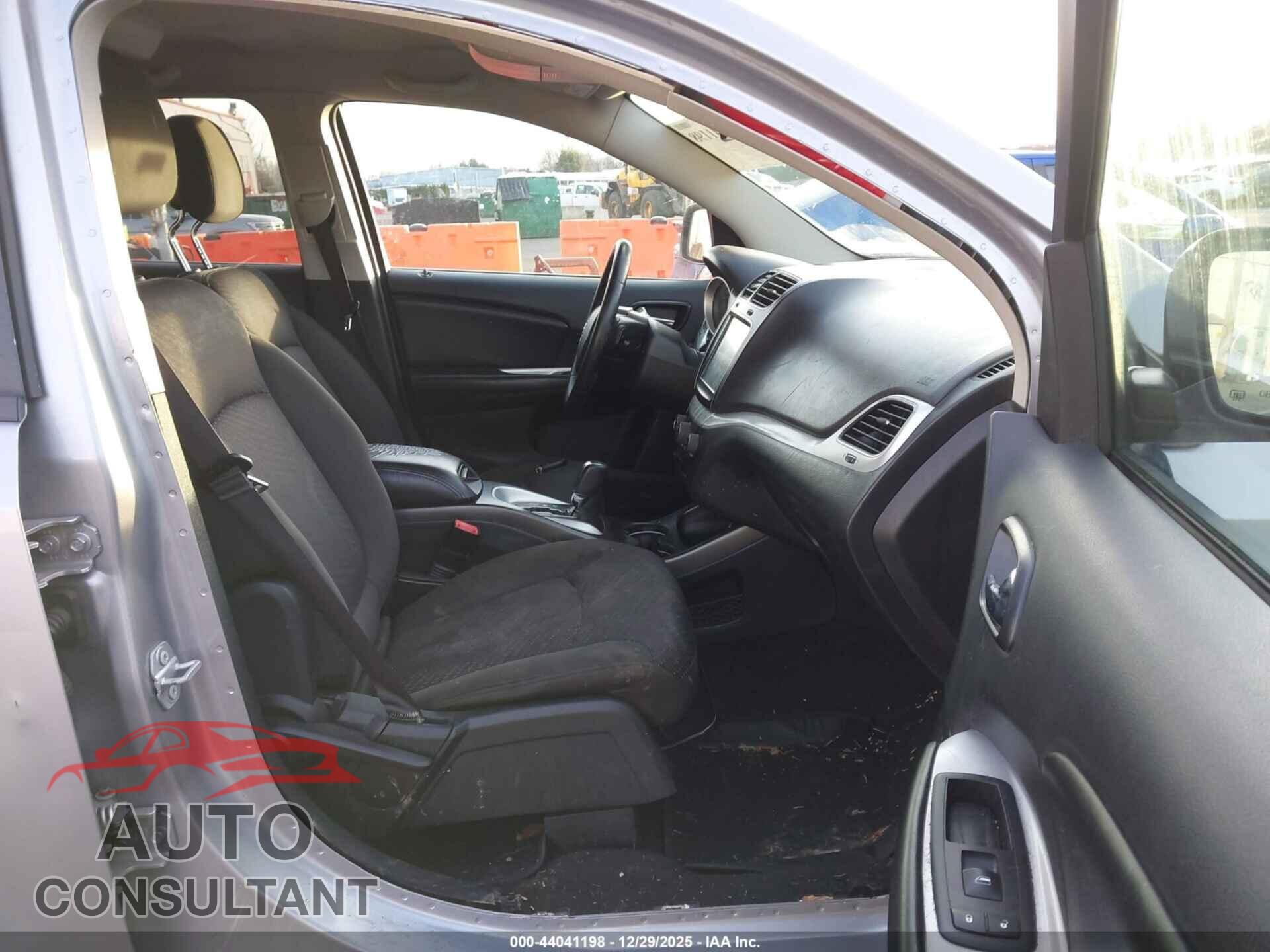 DODGE JOURNEY 2017 - 3C4PDCBB3HT612954