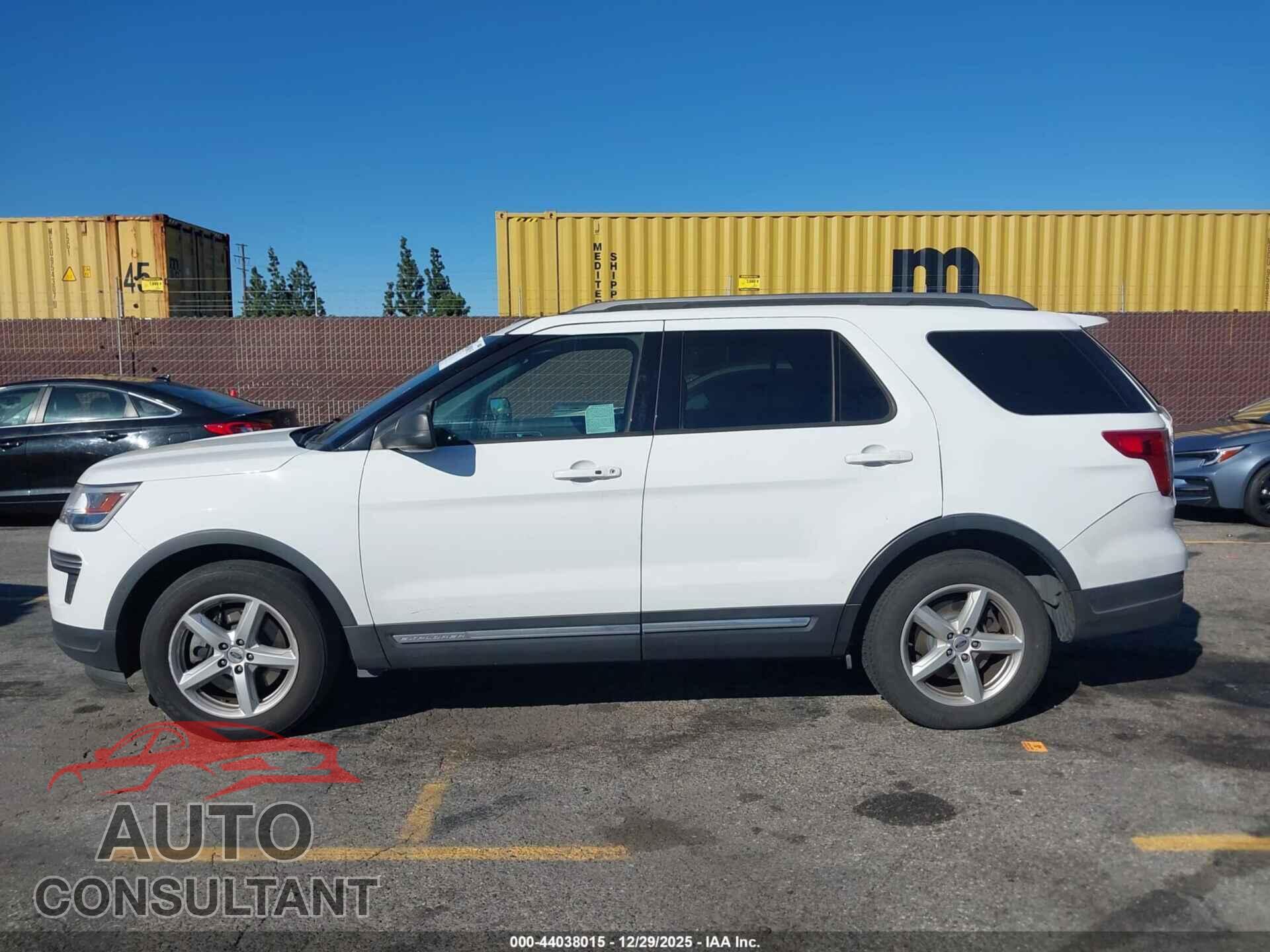 FORD EXPLORER 2018 - 1FM5K7D85JGB44236