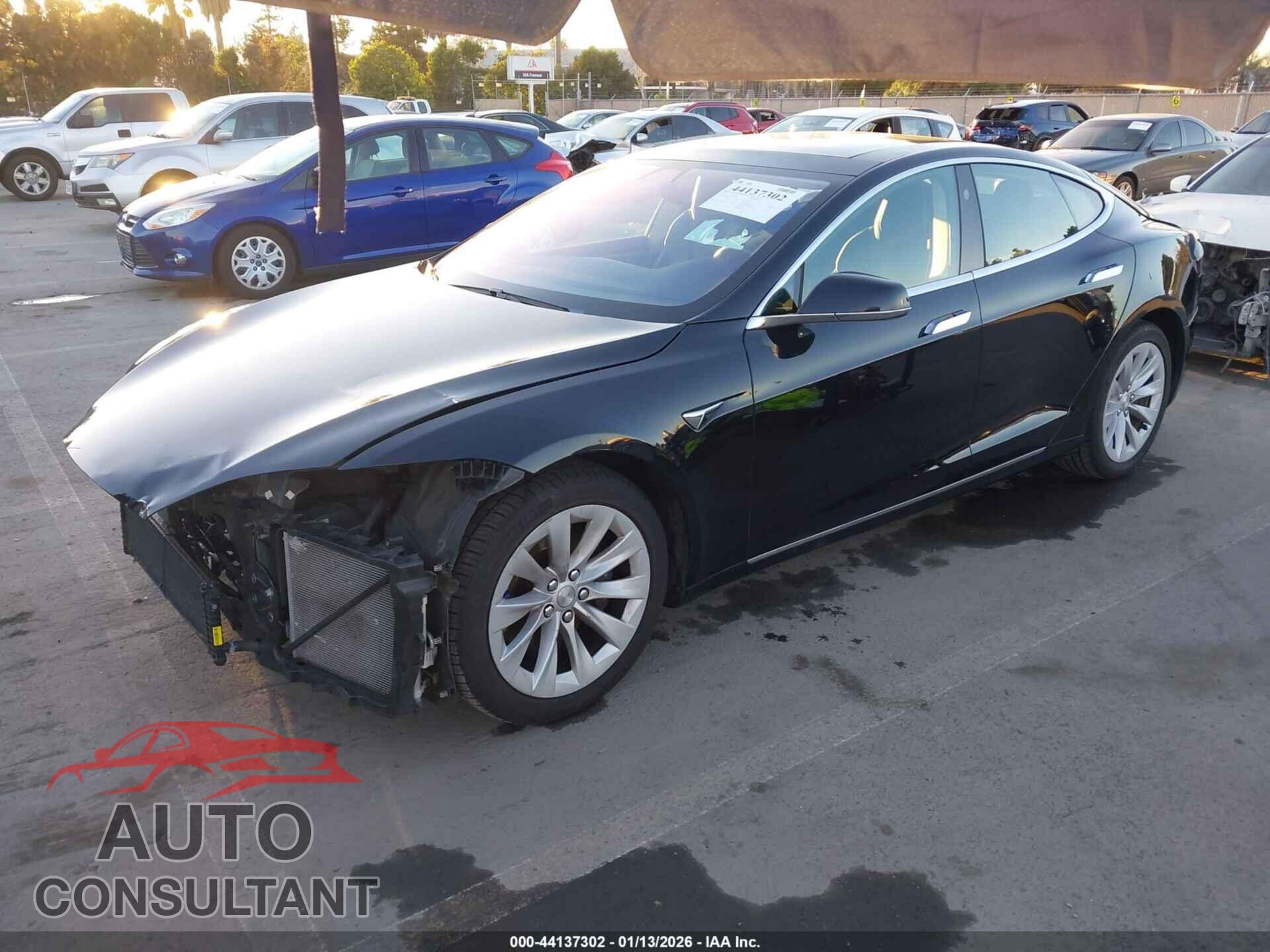 TESLA MODEL S 2018 - 5YJSA1E2XJF247860