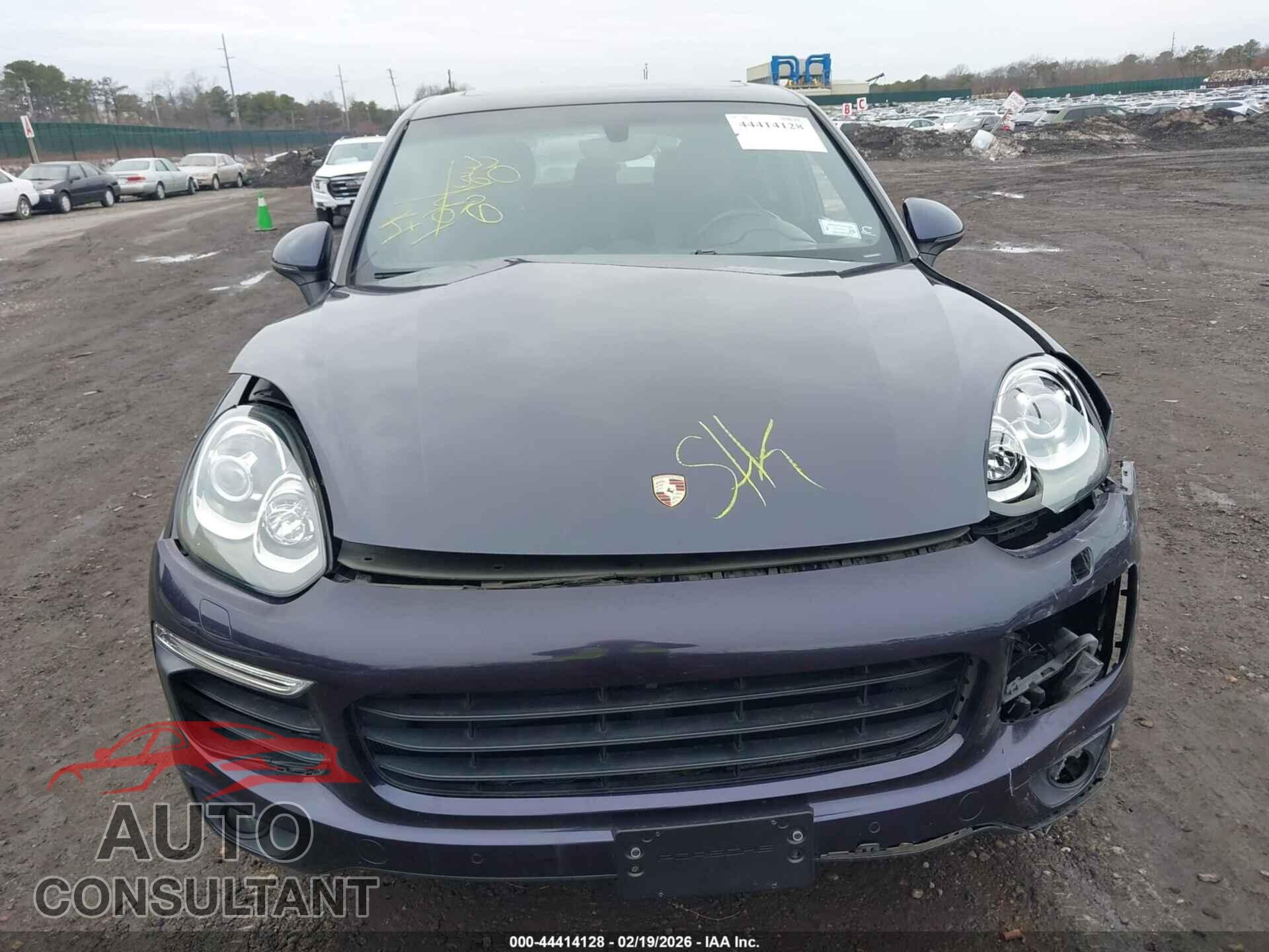 PORSCHE CAYENNE 2017 - WP1AA2A22HKA84513