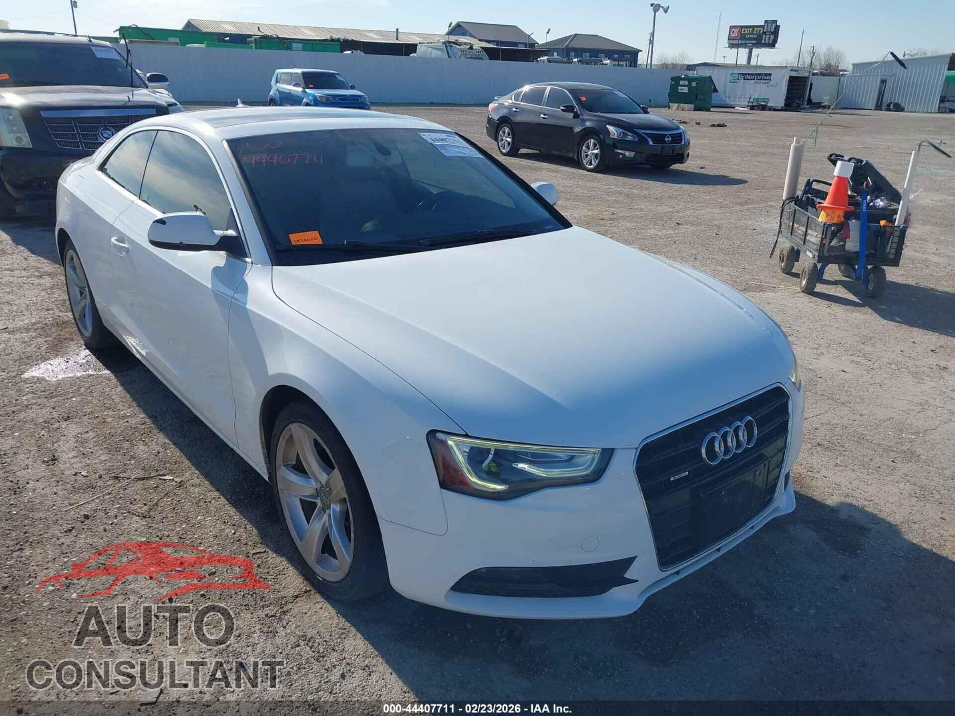 AUDI A5 2014 - WAUCFAFR0EA055537