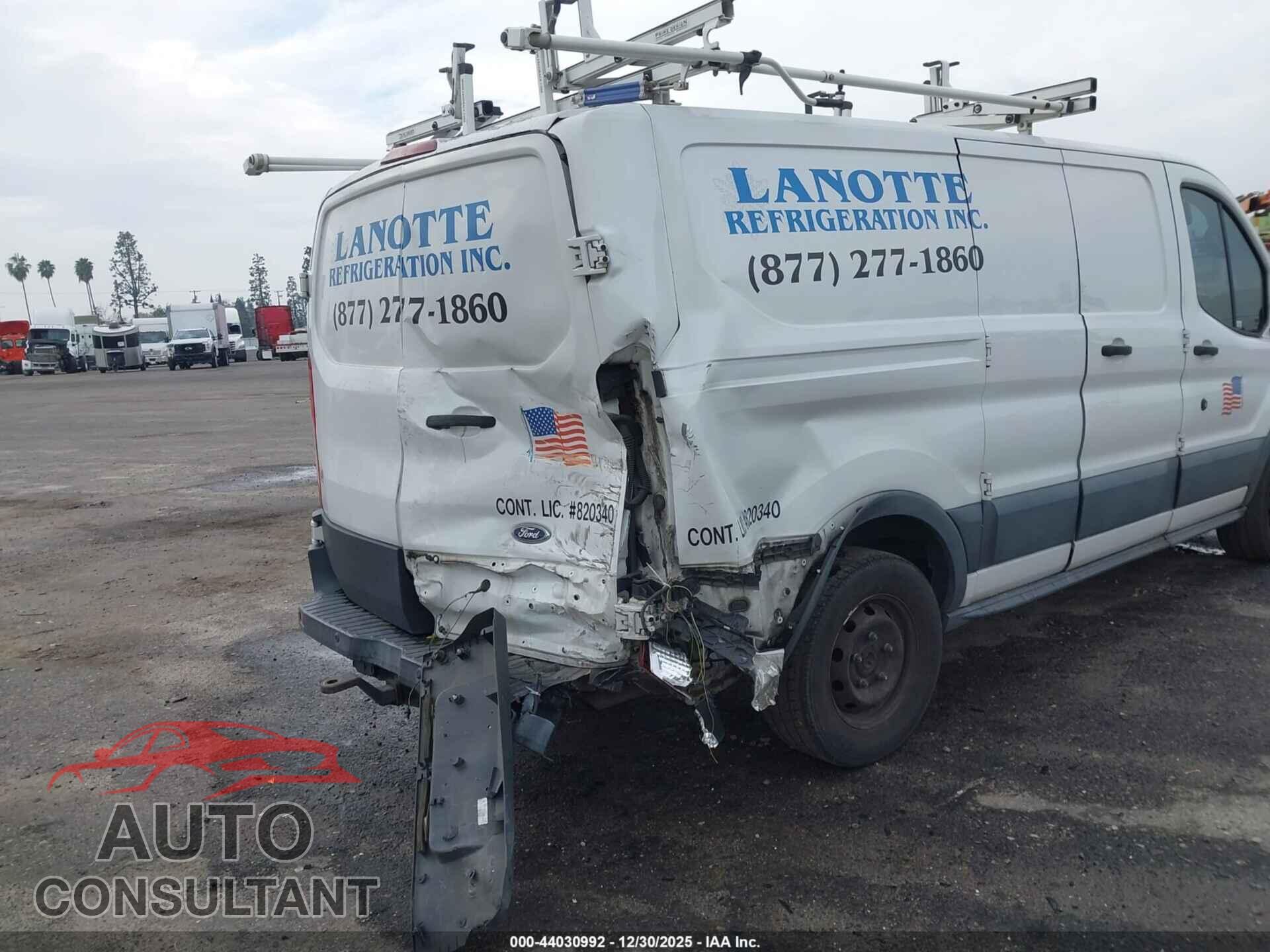 FORD TRANSIT-150 2015 - 1FTNE1ZM2FKA73757