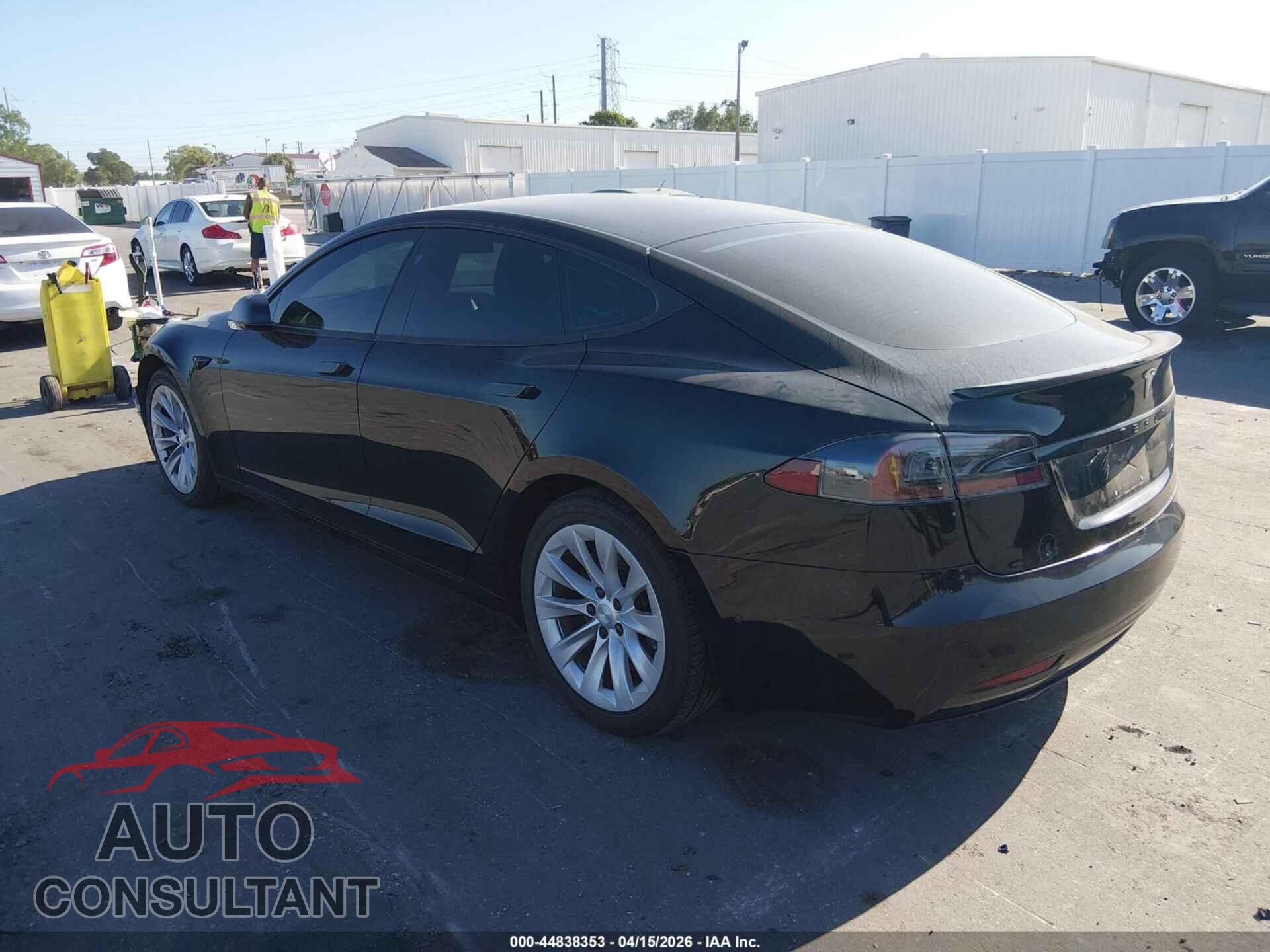 TESLA MODEL S 2017 - 5YJSA1E2XHF194636