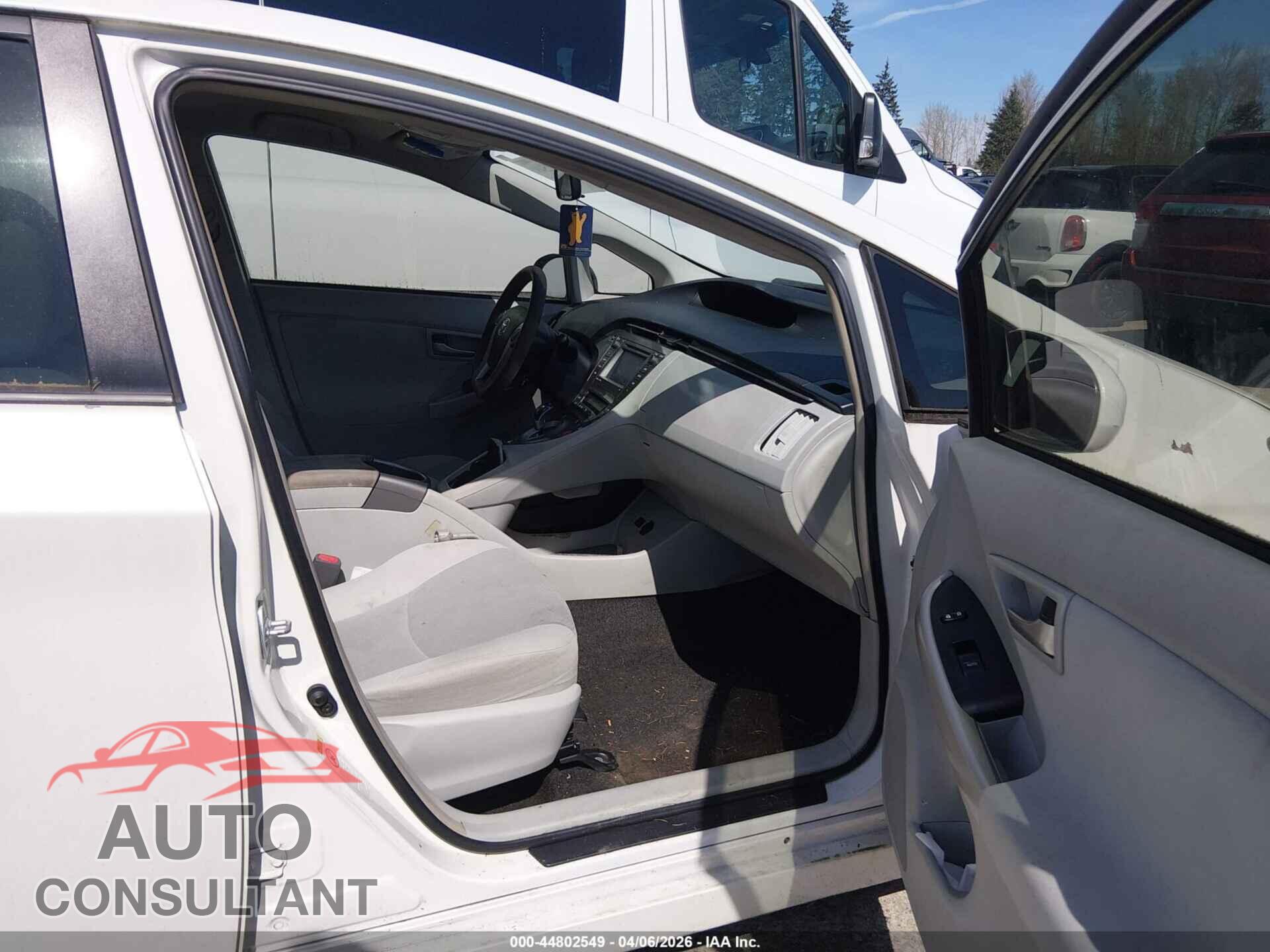 TOYOTA PRIUS 2014 - JTDKN3DU4E1761818