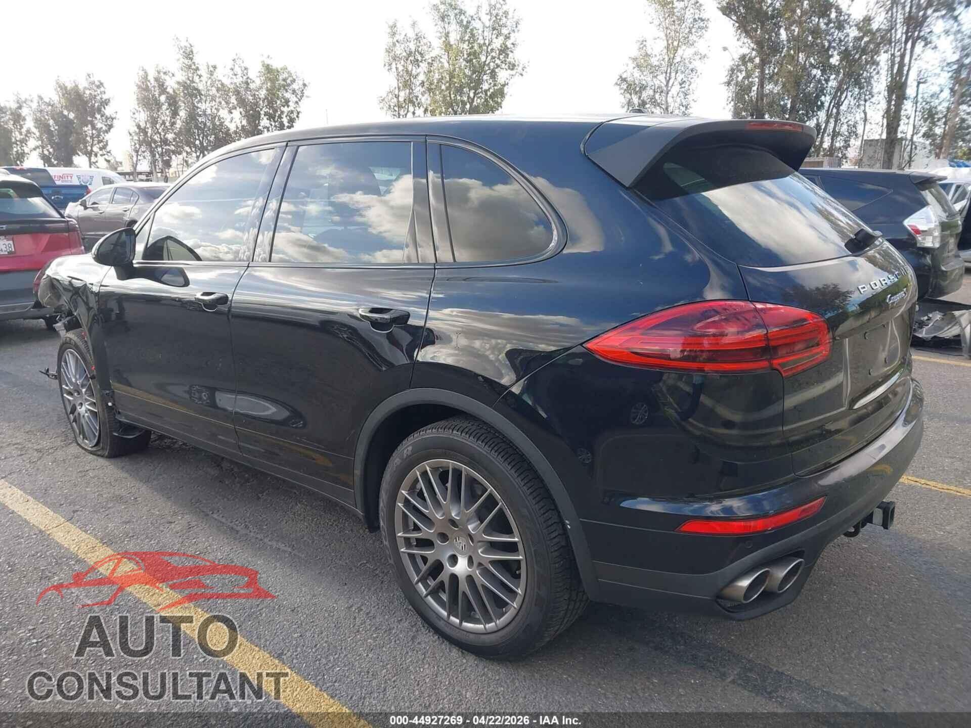 PORSCHE CAYENNE 2015 - WP1AB2A24FLA56314