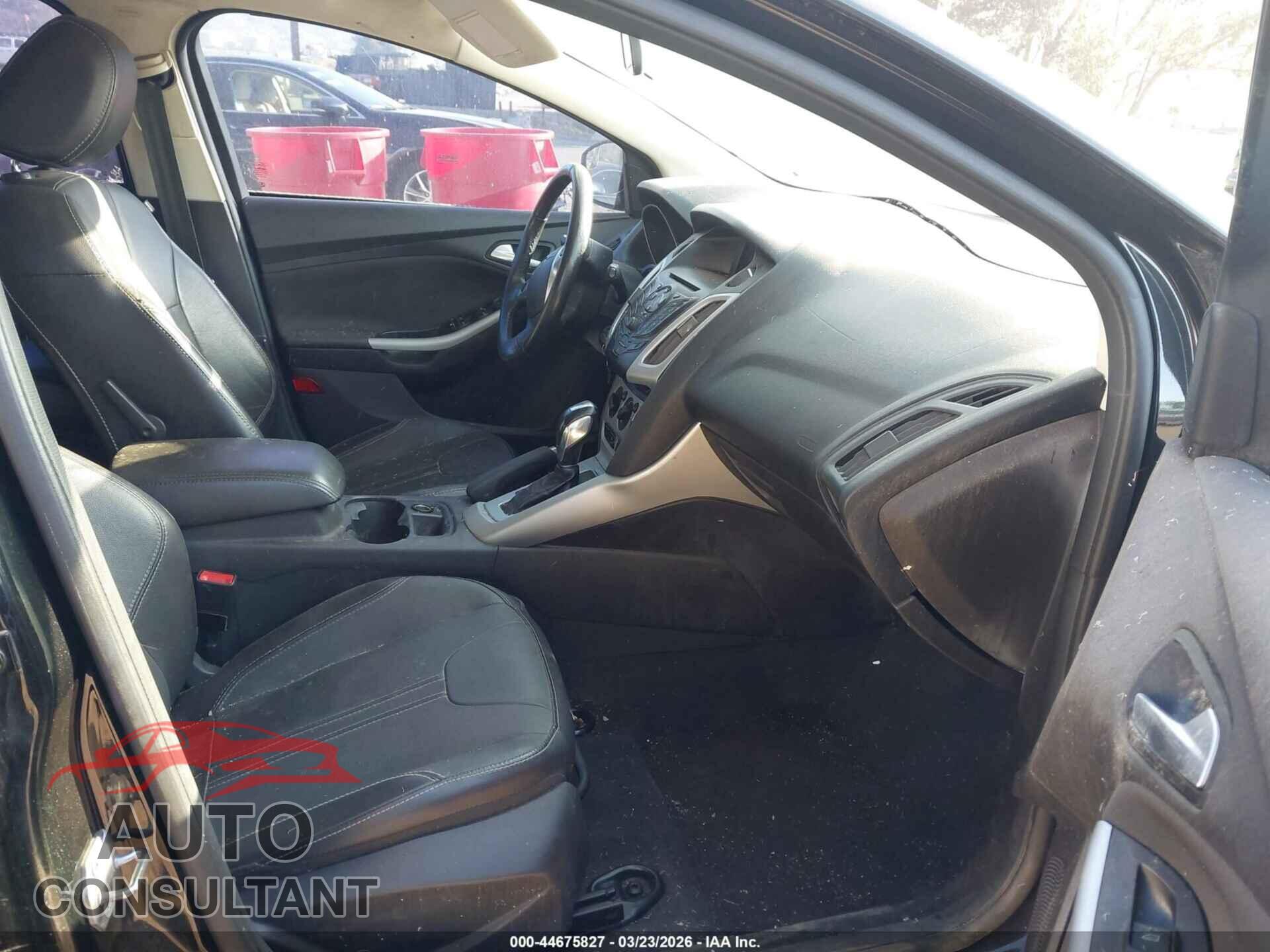 FORD FOCUS 2014 - 1FADP3K29EL324072